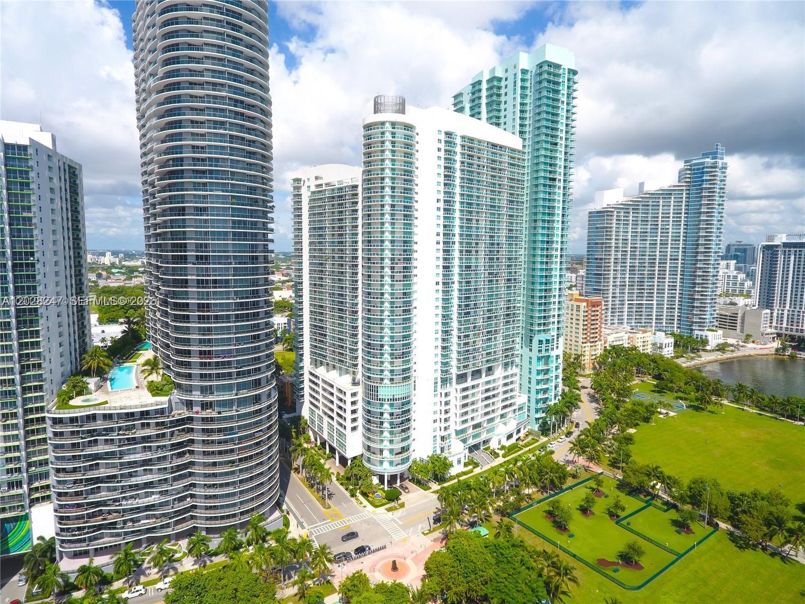 1800 Club Condo