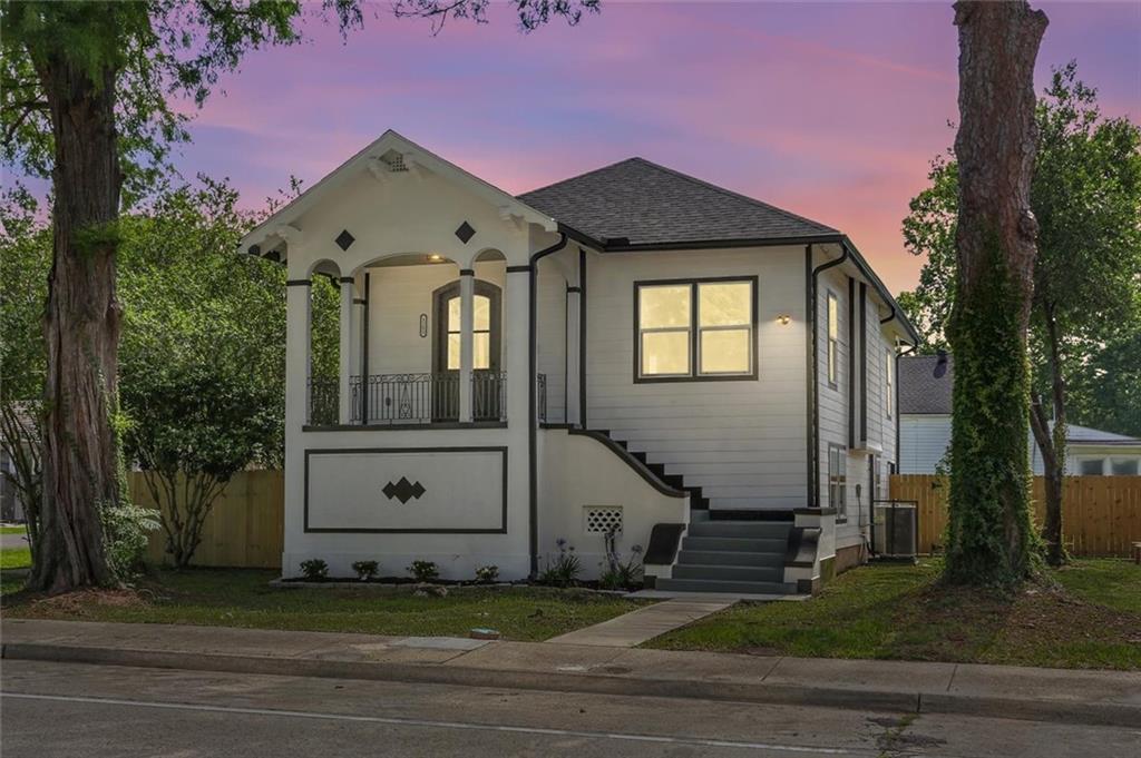 Homes for sale in New Orleans, LA | 1202 Behrman Ave, New Orleans, LA 70114 | MLS# 2558926