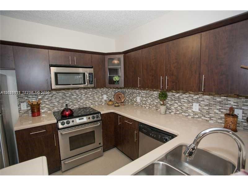 Enclave At Doral Condo No