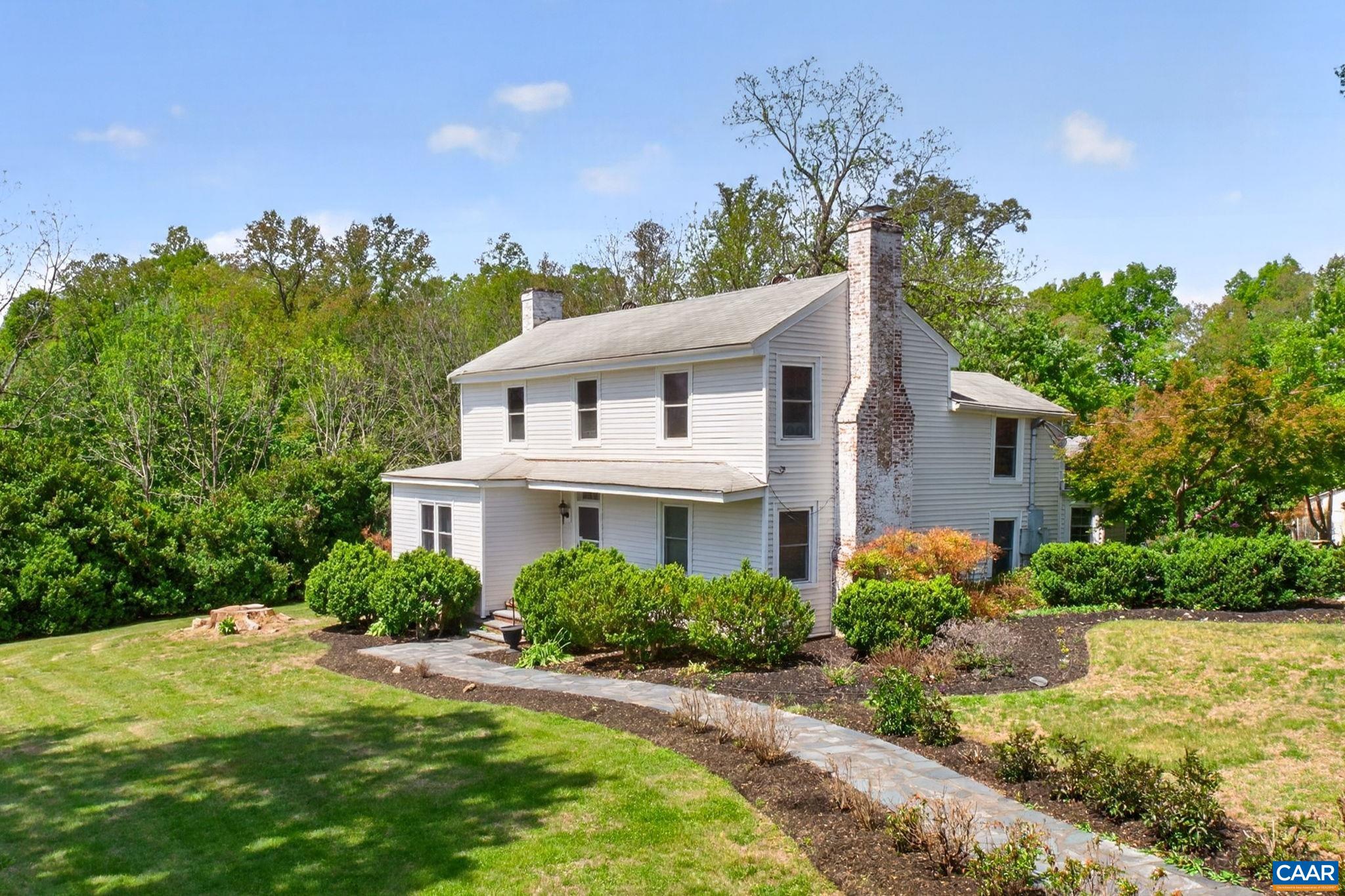 28 RIDGEWAY FARM CT, Keswick, VA 22947