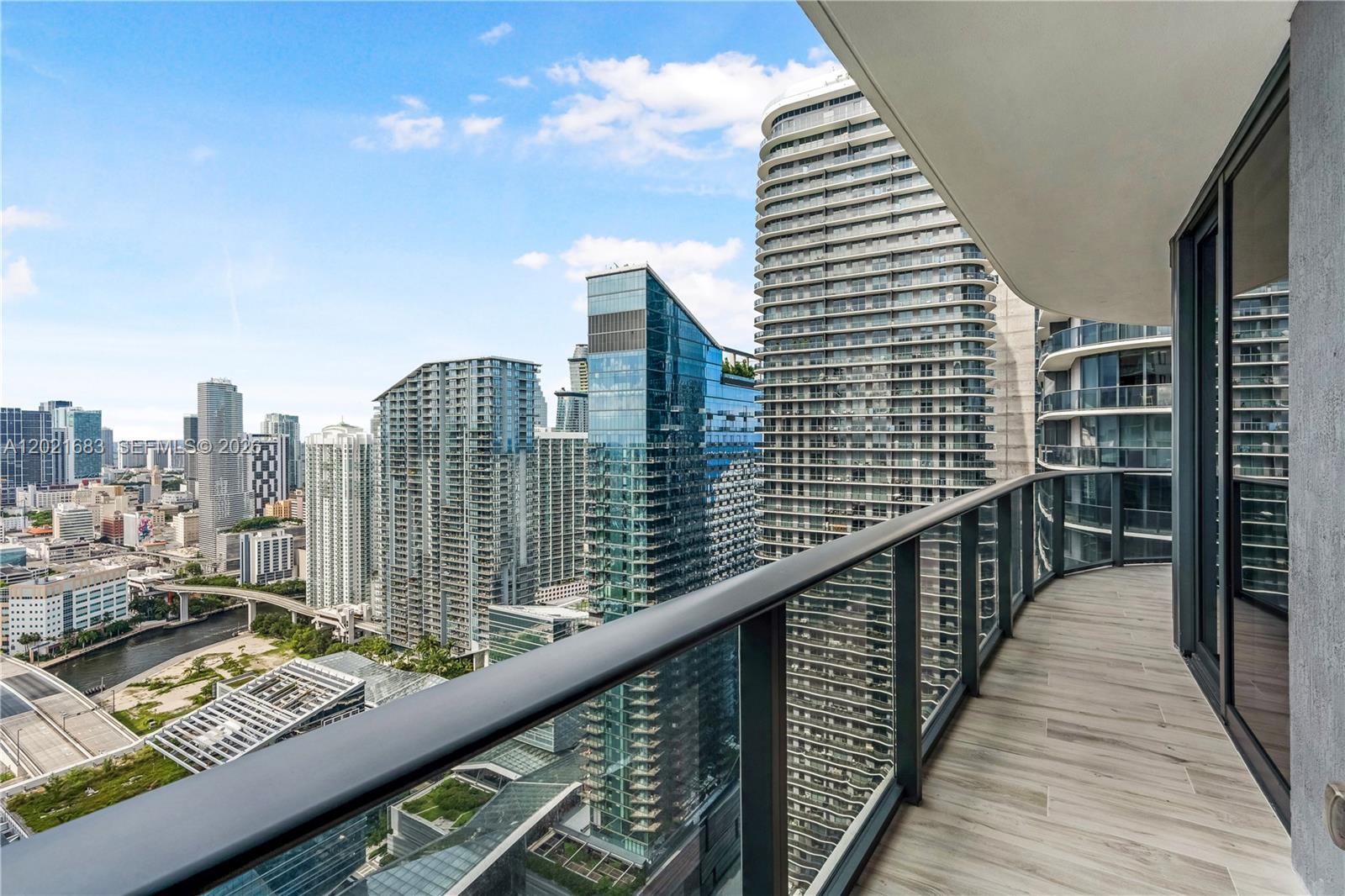 Brickell Heights West Con