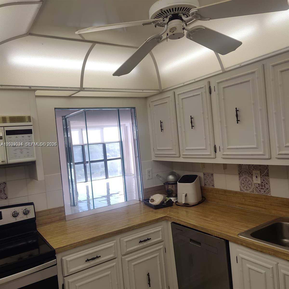 Property photo # 9