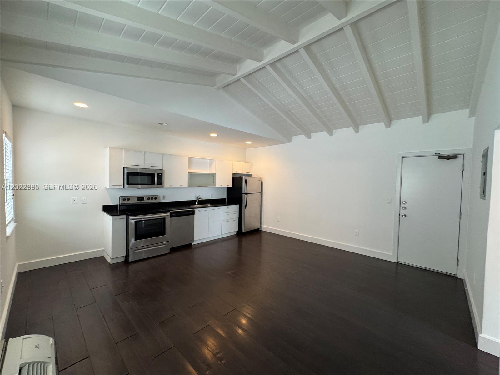 Property photo # 6