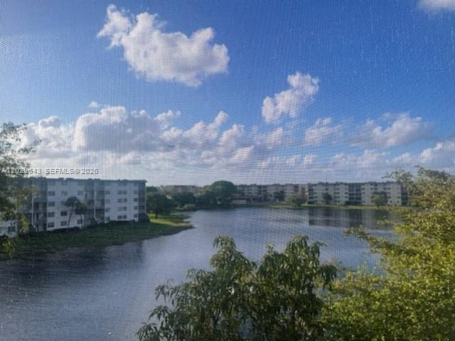 Fernwoods Condo No 1
