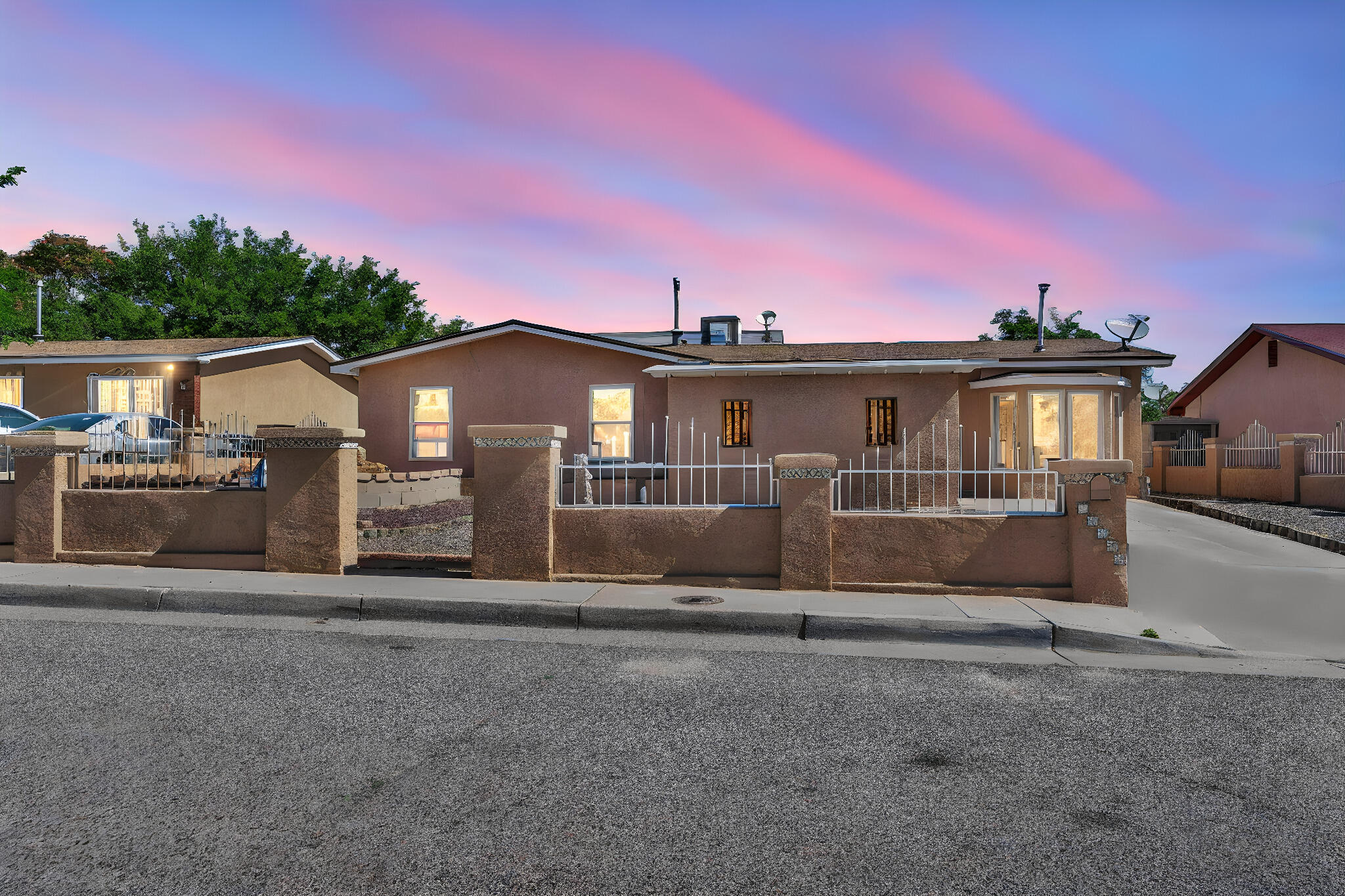 Homes for sale in Albuquerque, NM | 10025 Melinda Ave Sw, Albuquerque, NM 87121 | MLS# 1104655