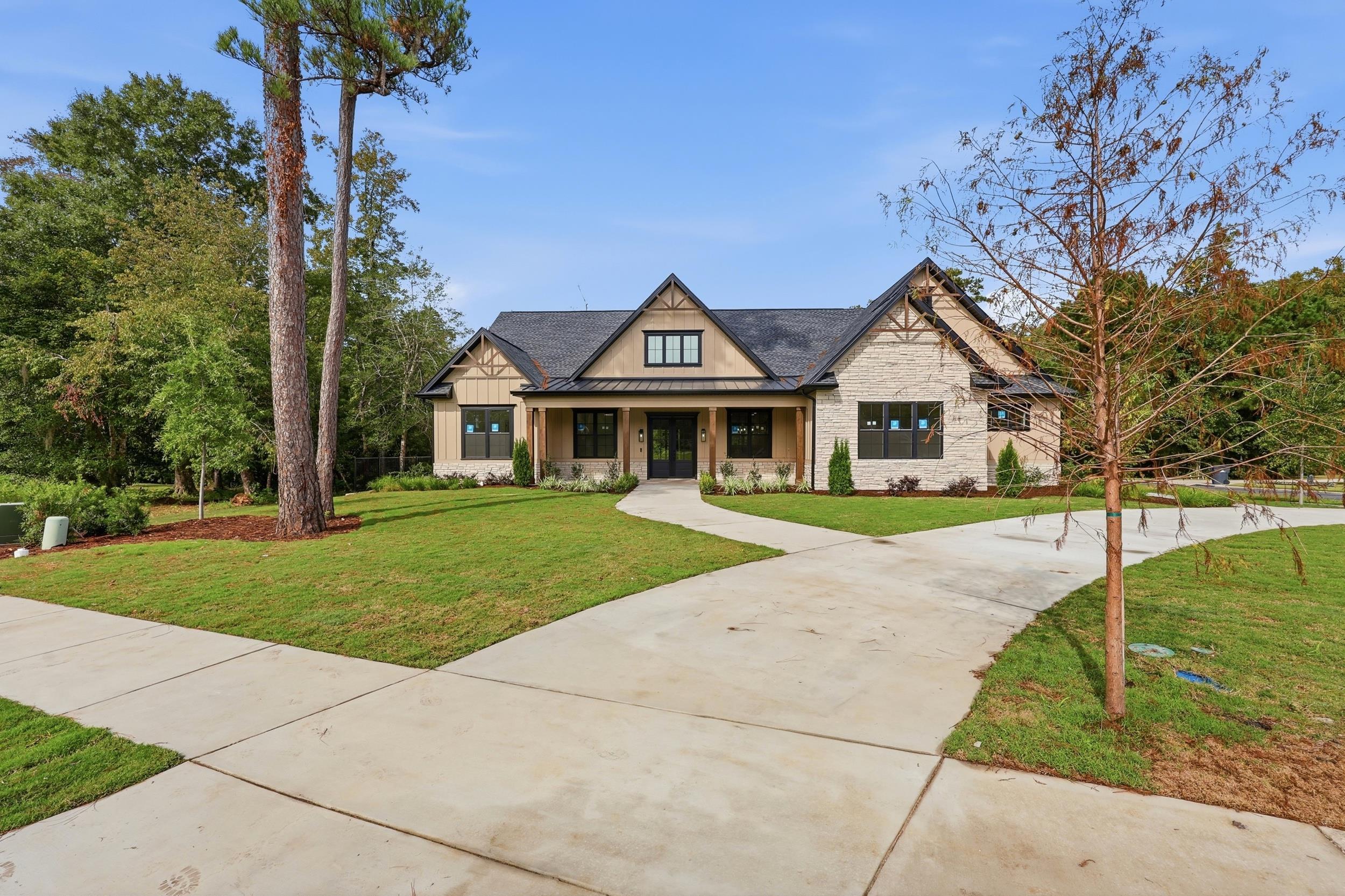 Photo 3 of Single family home for sale at 2237 Maybank Cir, Myrtle Beach, SC 29588 | MLS# 2614179 | Listing updated on 2026-10-10