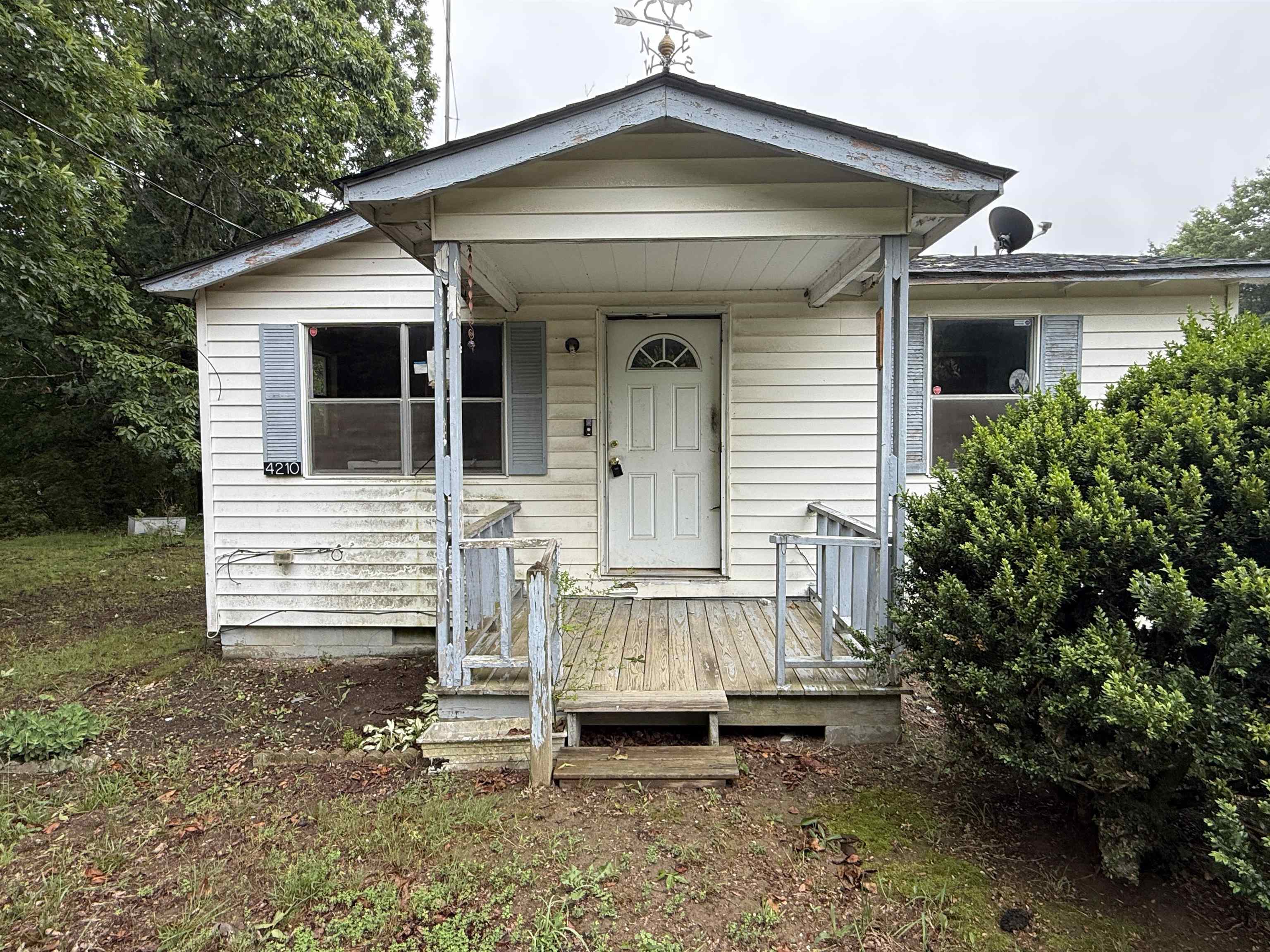 4210 WALDROP CHURCH RD, Louisa, VA 23093