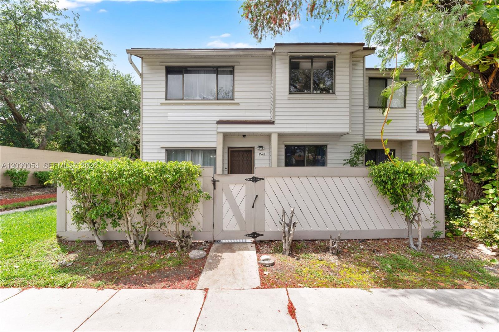 Nob Hill At Welleby Condo