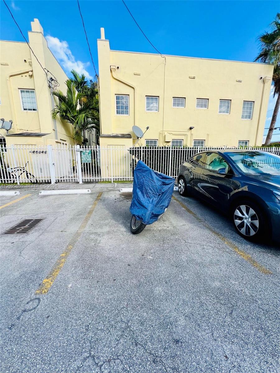 Property photo # 6