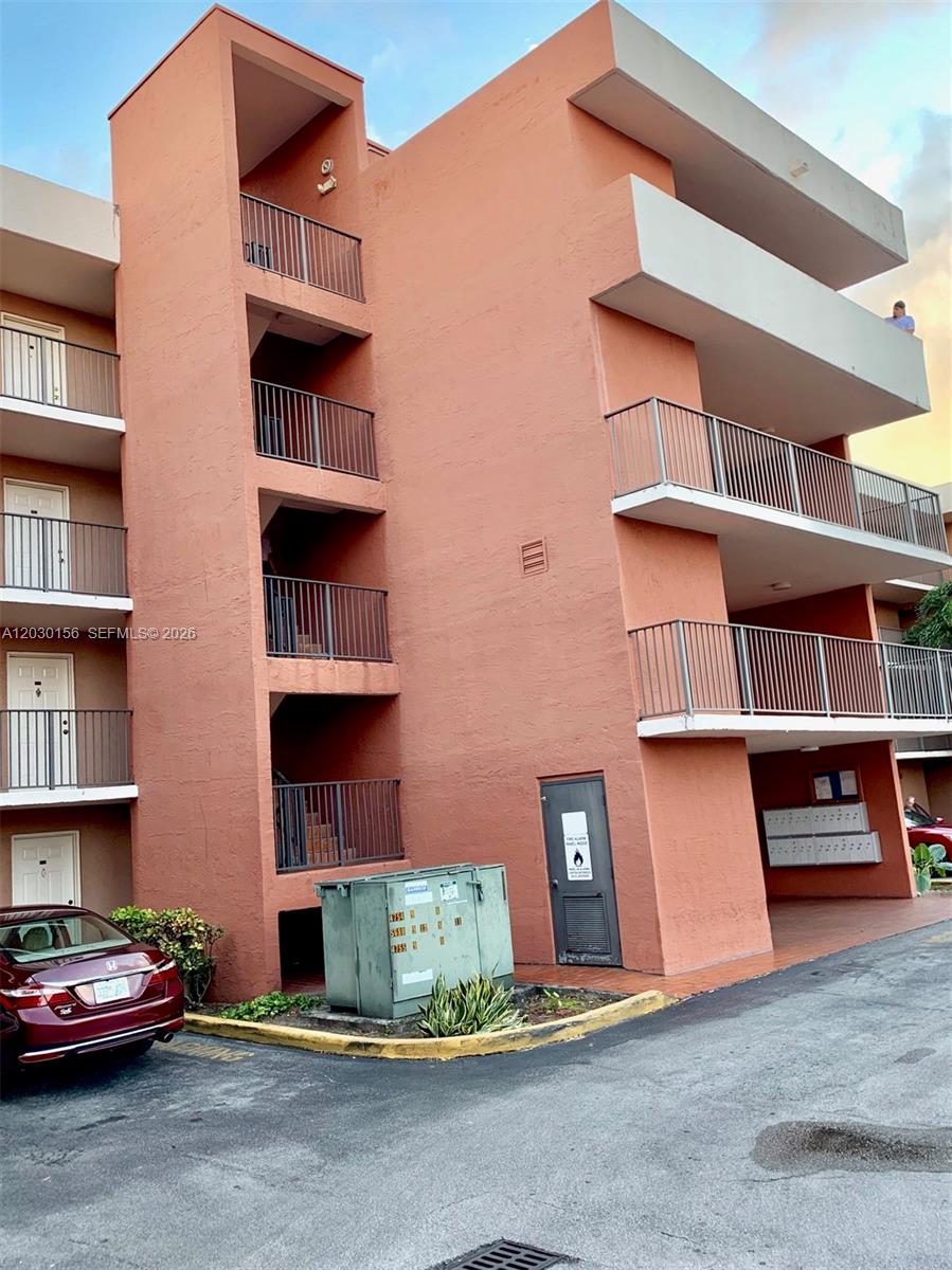 El Pueblo De Vera Condo