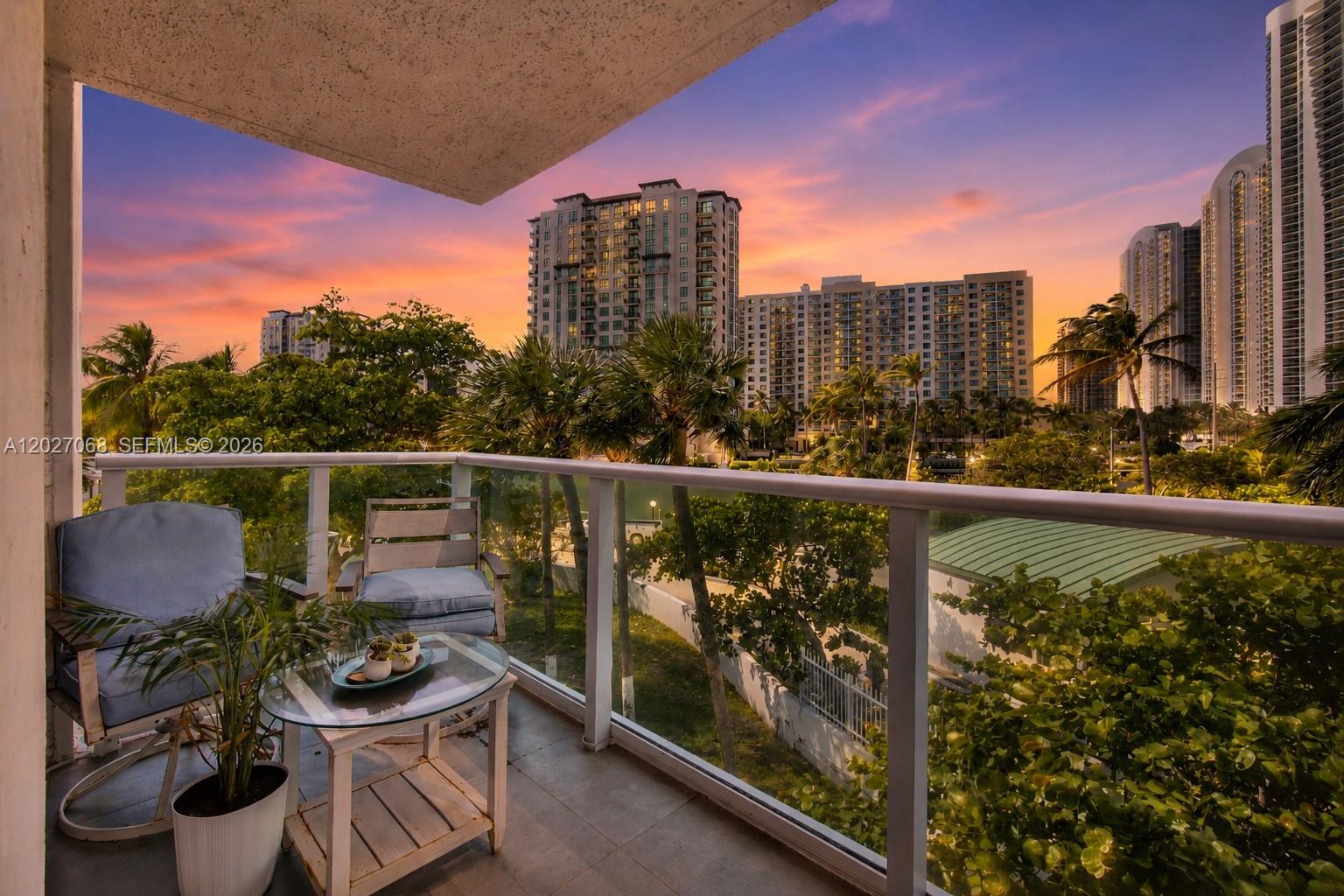 Arlen House East Condo