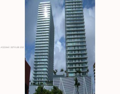 Axis On Brickell II Condo