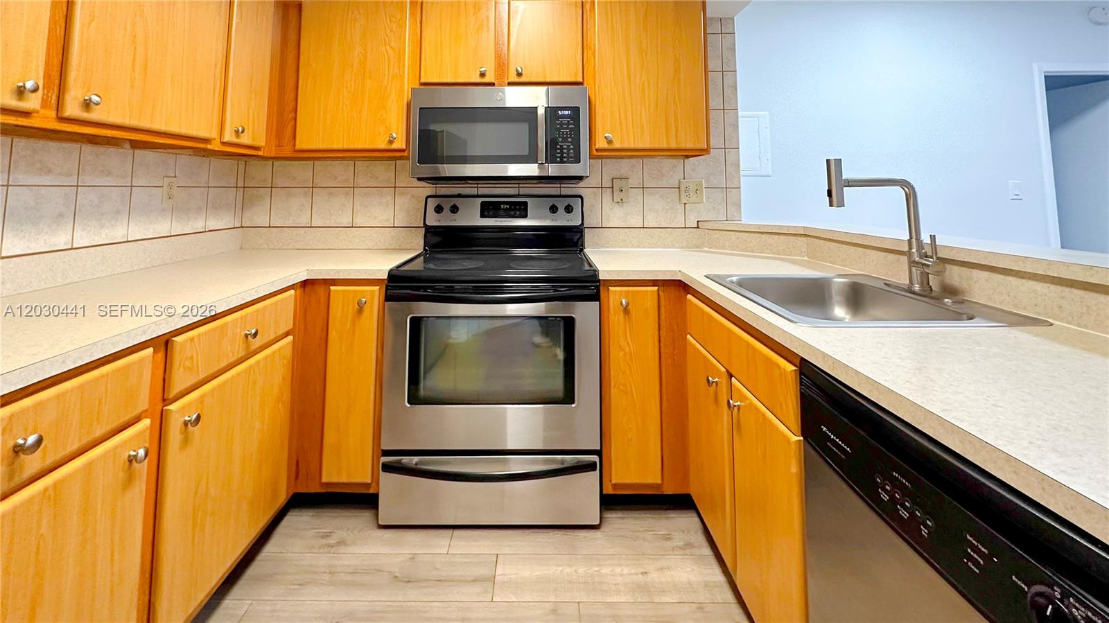 Marina Oaks Condo