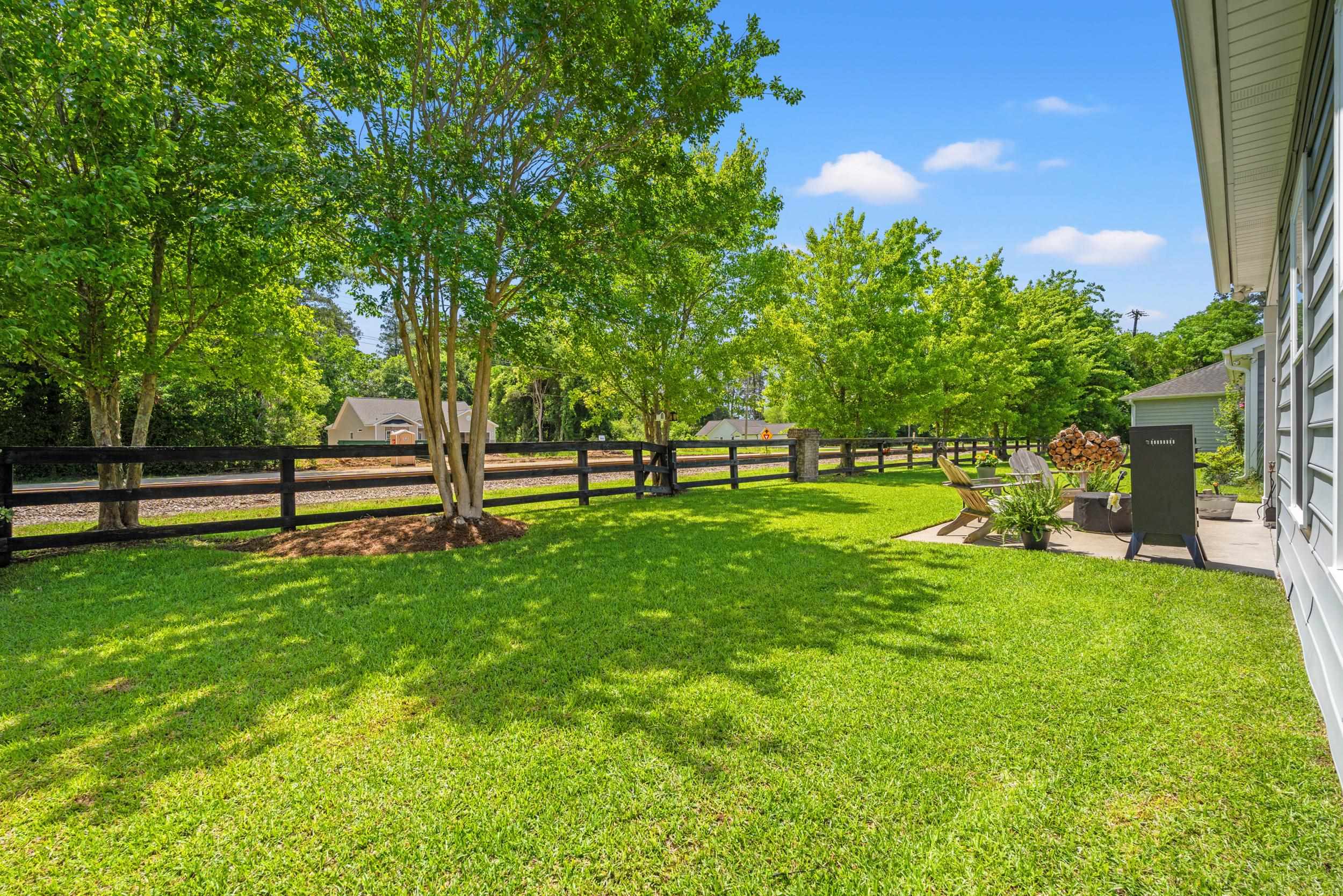 Photo 3 of Sale Pending at 1538 Stilley Cir, Conway, SC 29526 | MLS# 2614263 | Listing updated on 2026-09-22