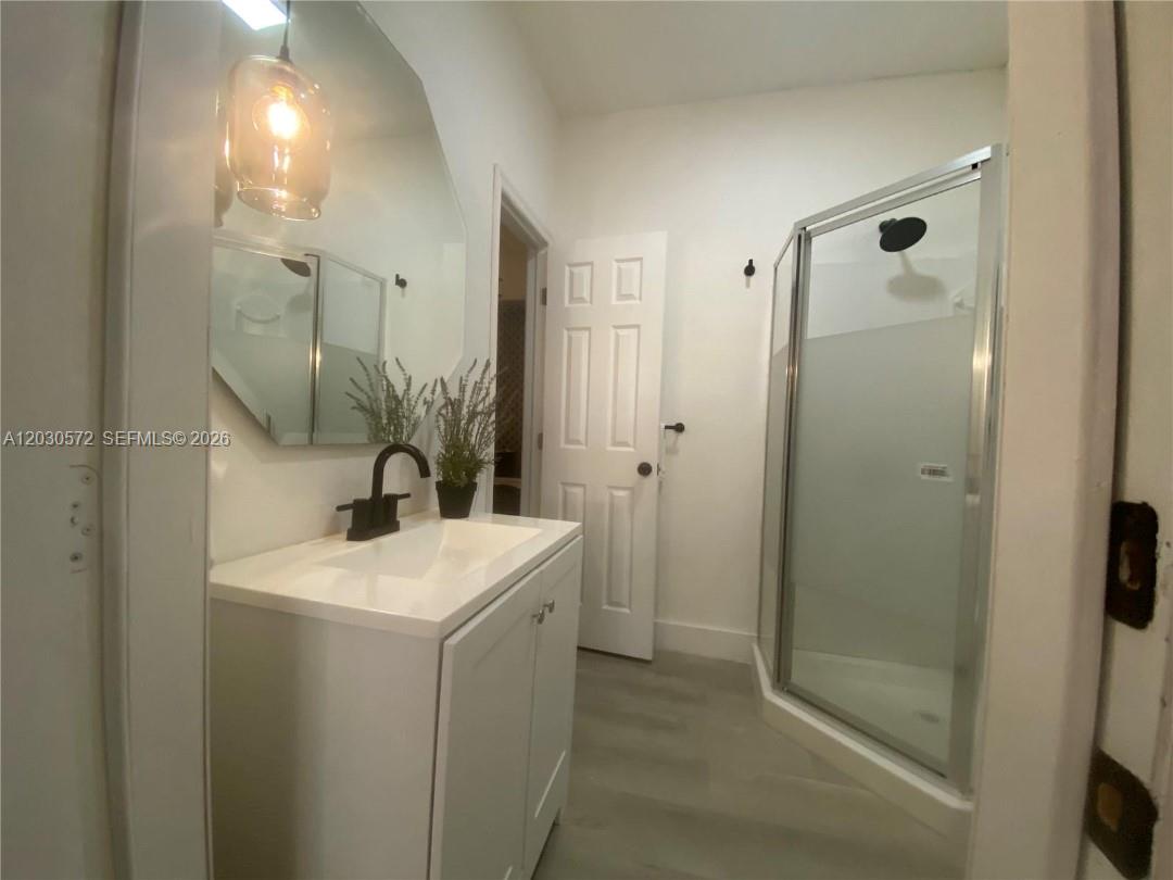 Property photo # 6