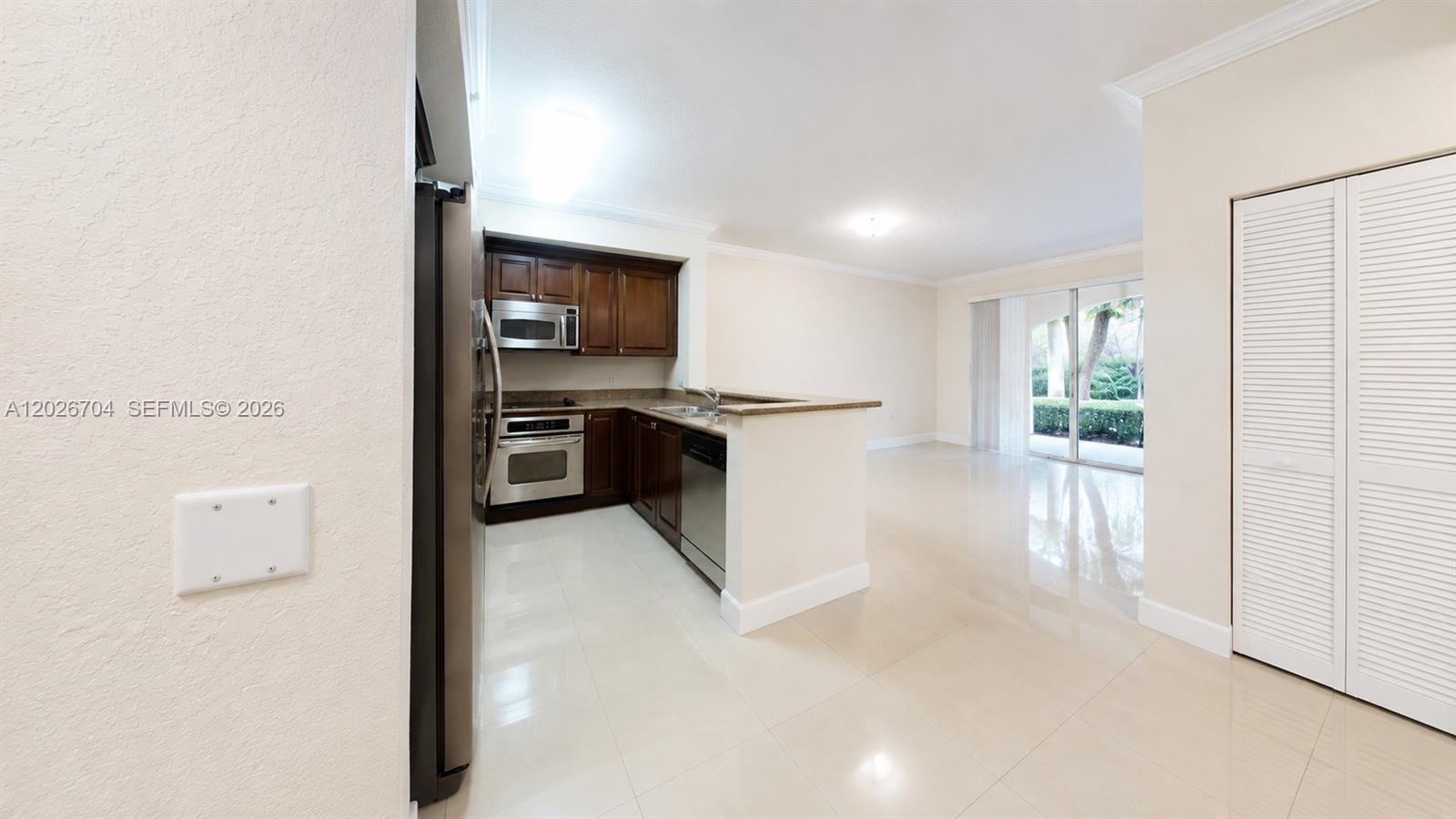 San Raphael Condo