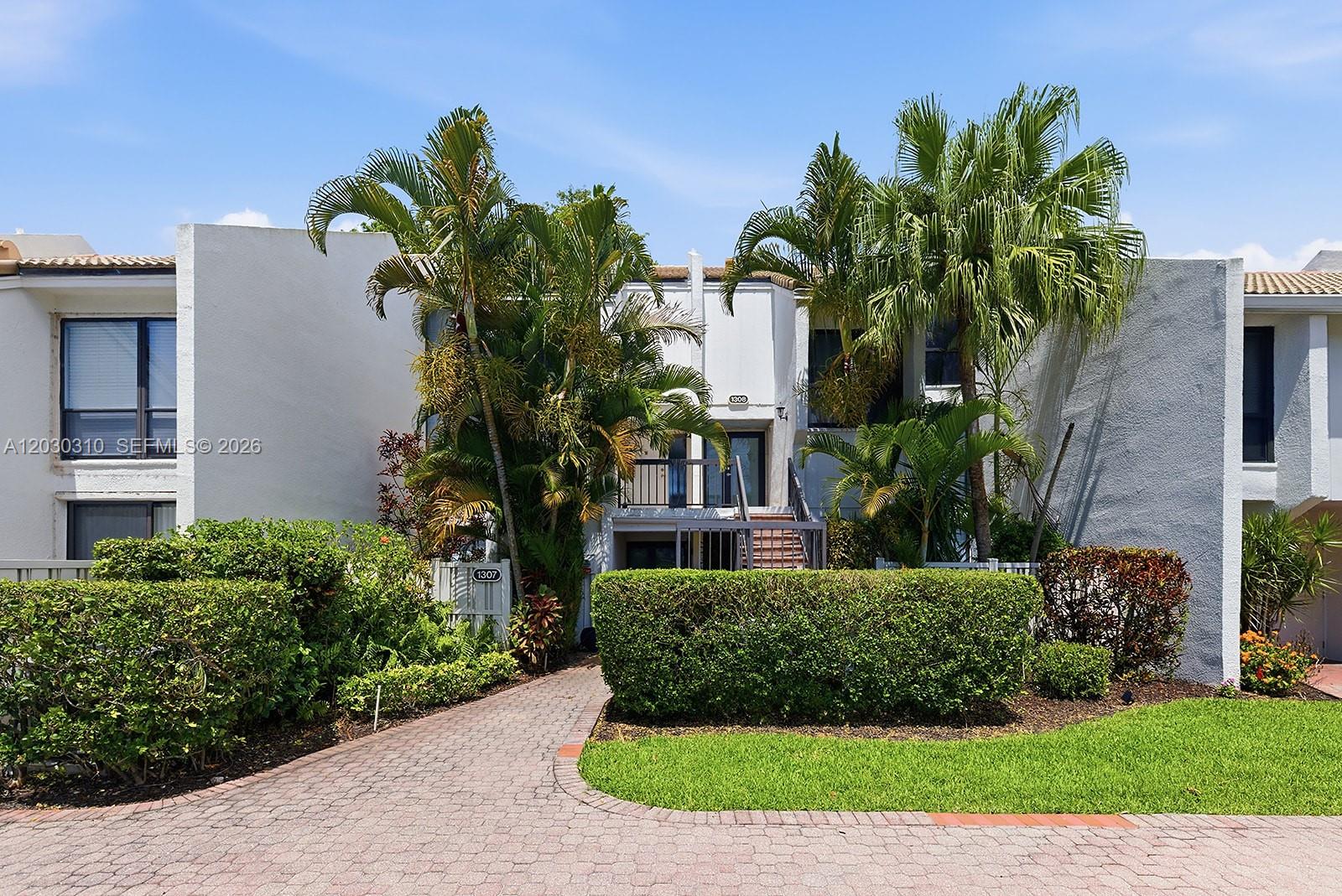 Bridgewood Townhouse Cond