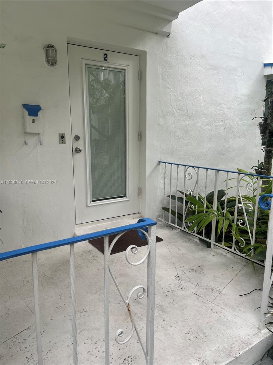 Las Olas Walk Condo