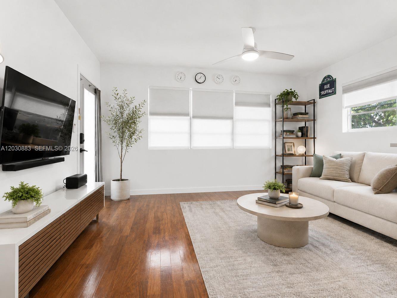 Etruria Condo