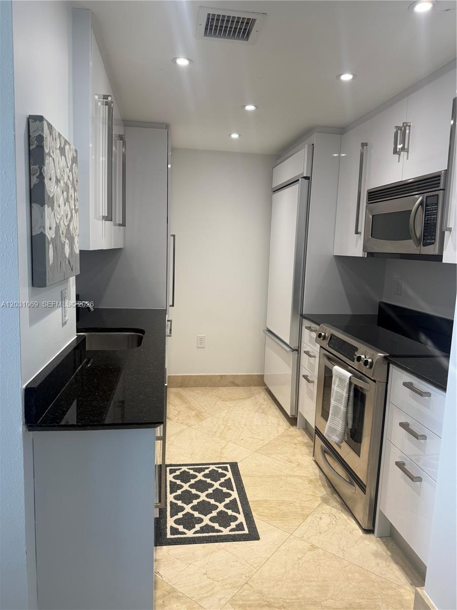 Property photo # 8