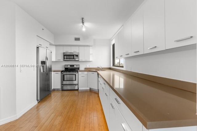 Property photo # 4