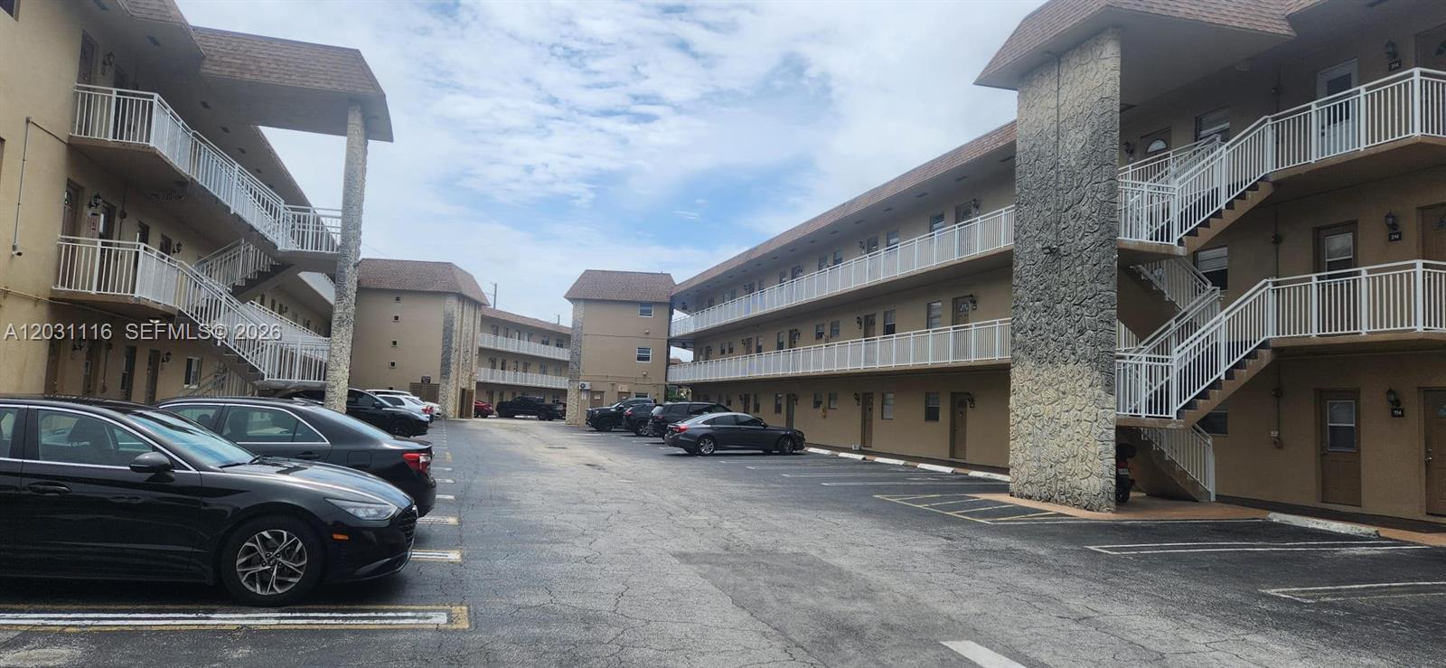 Homes for sale in Lauderdale Lakes, FL | 5021 W Oakland Park Blvd #313, Lauderdale Lakes, FL 33313 | MLS# A12031116