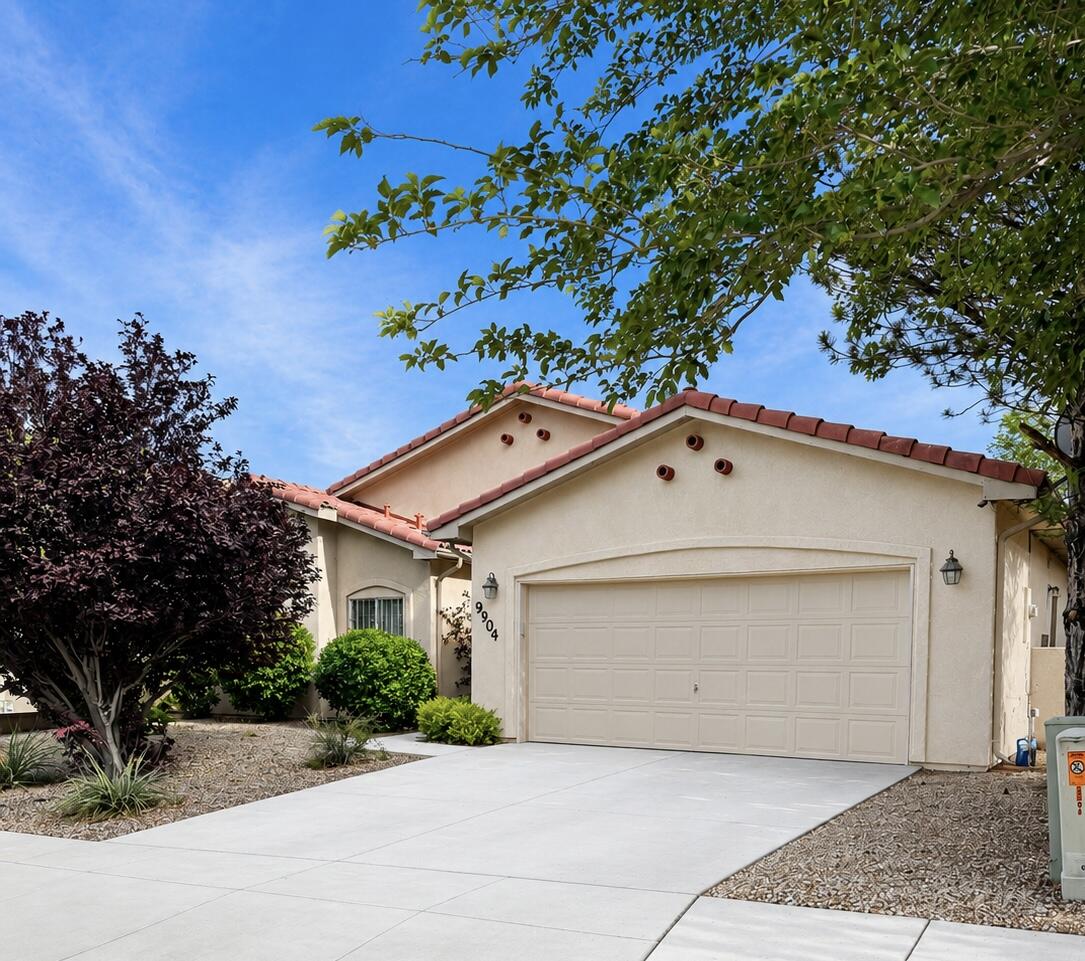 9904 Rio Corto Avenue, Albuquerque NM 87121