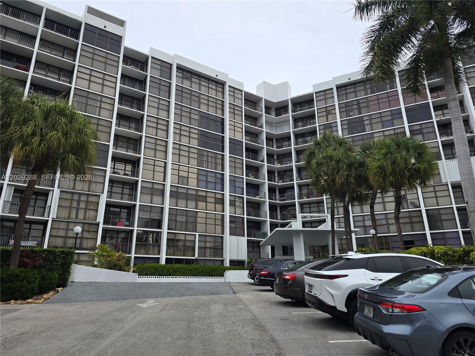 Towers Of Oceanview East
