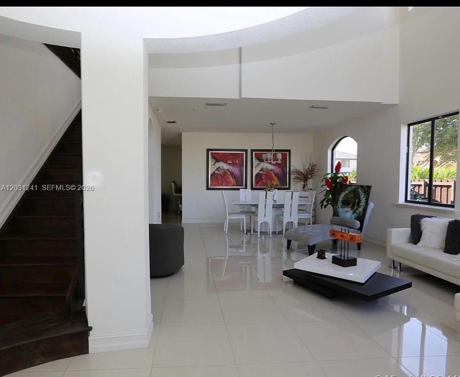 Property photo # 9