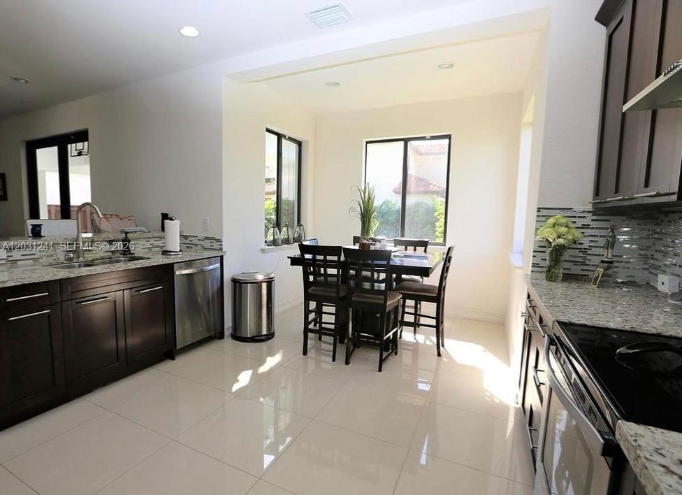 Property photo # 7