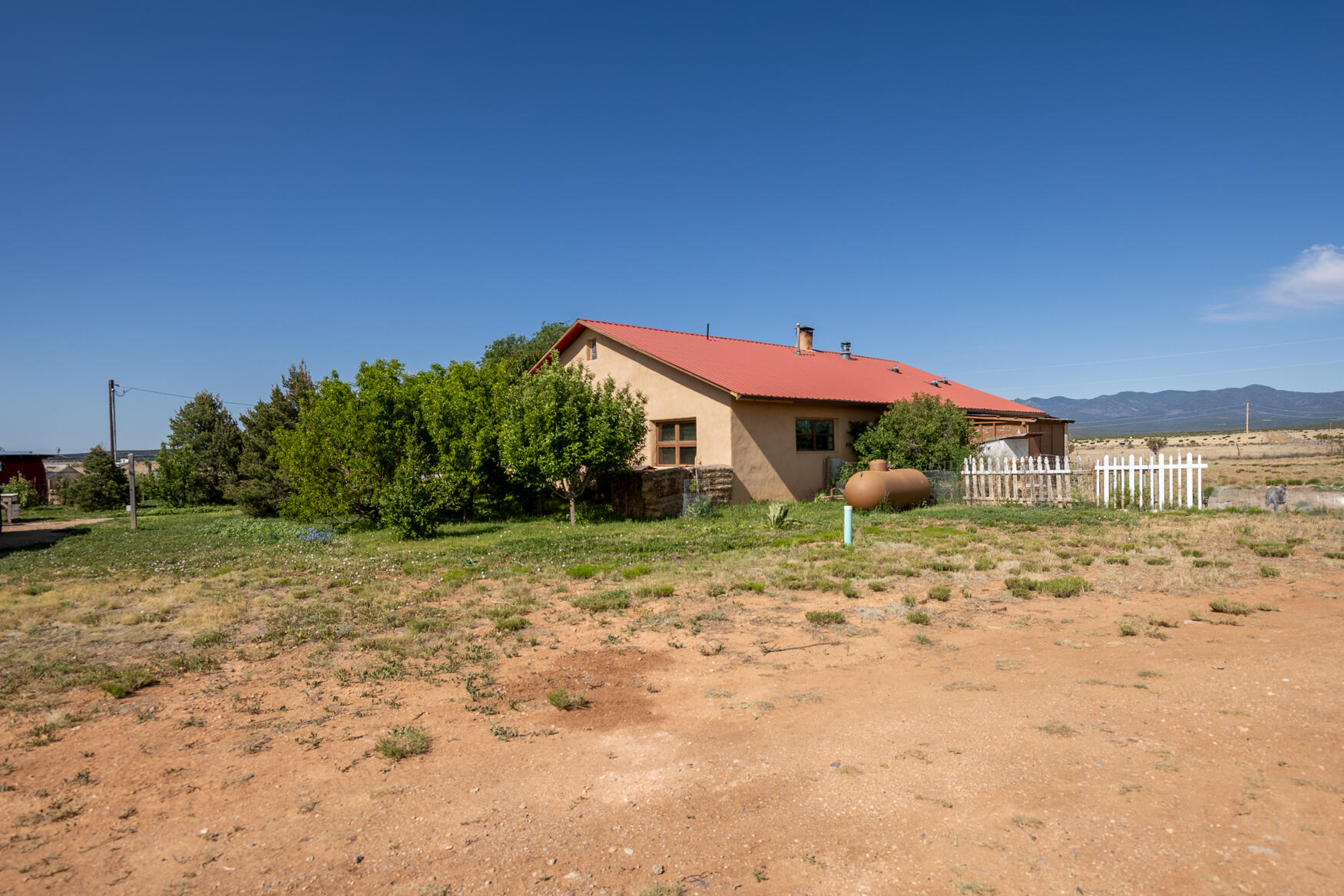 180 Canta Ranas Road Mountainair, NM 87036