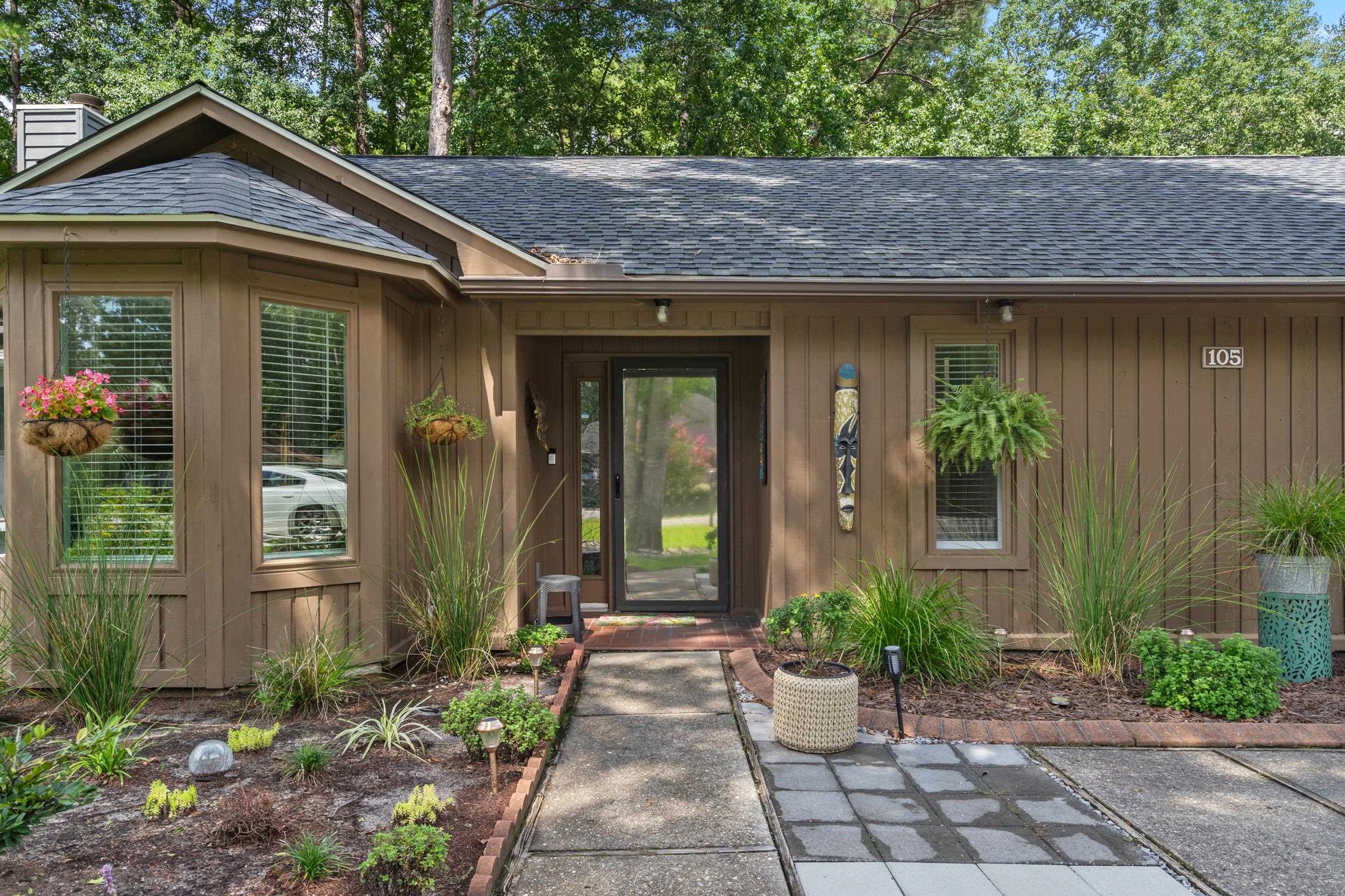 1st image of 105 Hickory Dr, Conway, SC 29526 | MLS# 2614393