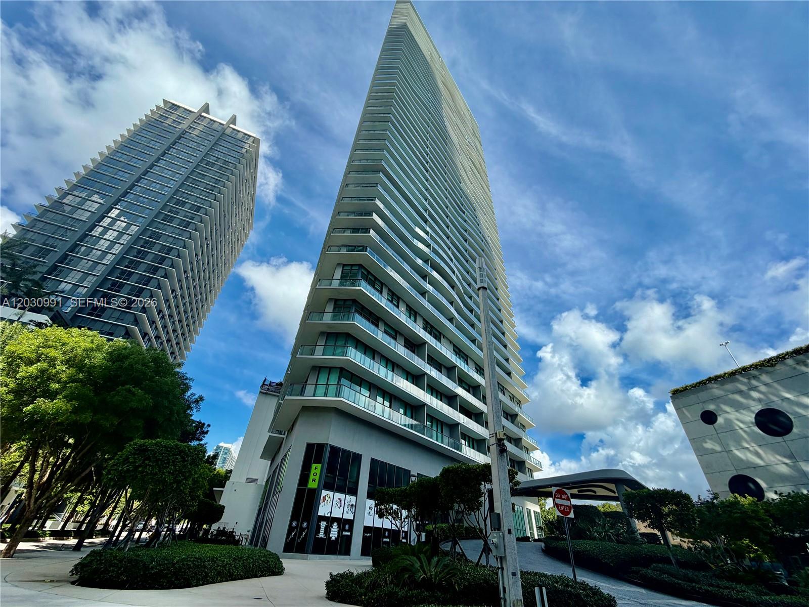 Paraiso Bayviews Condo