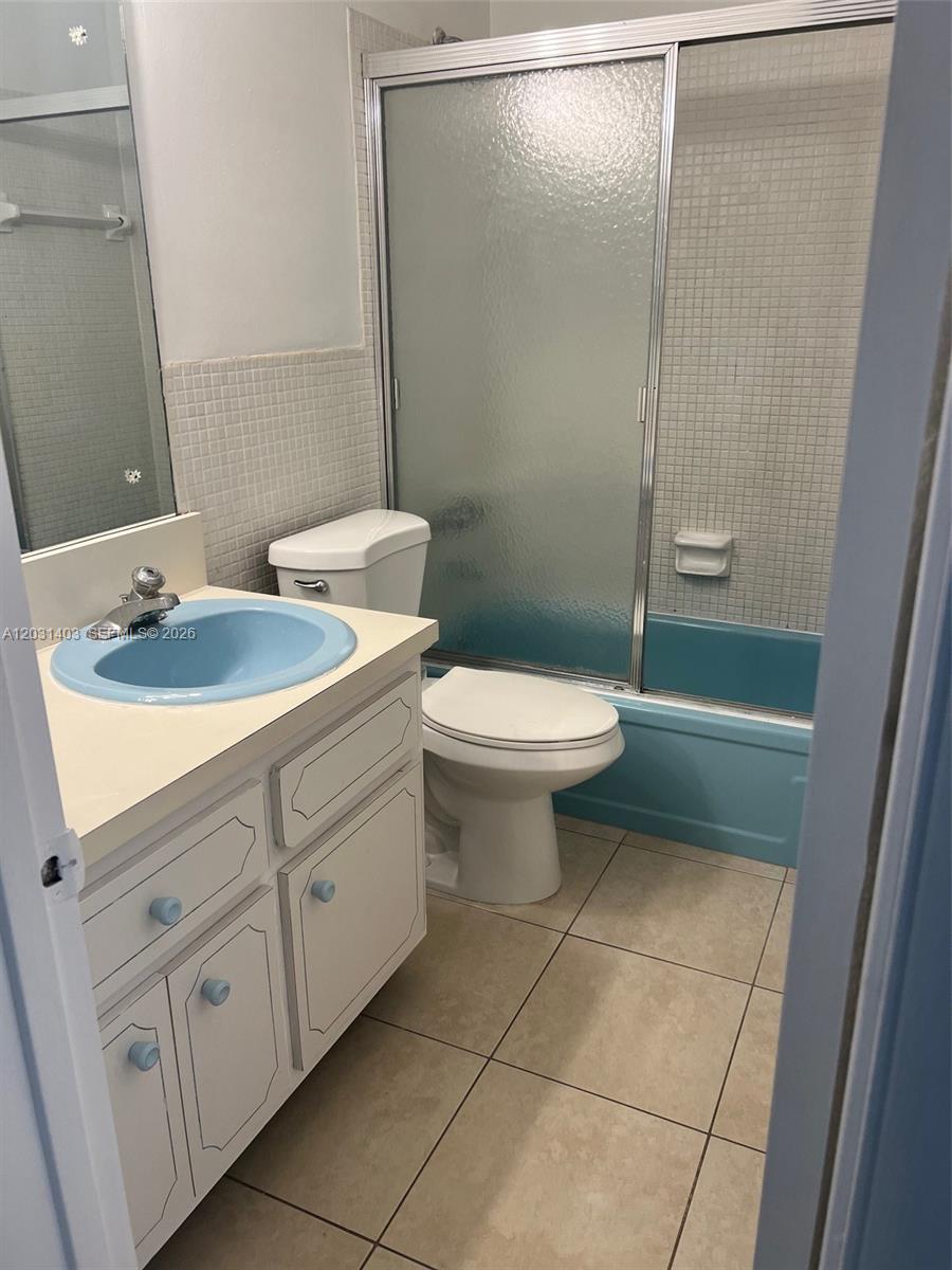 Property photo # 4