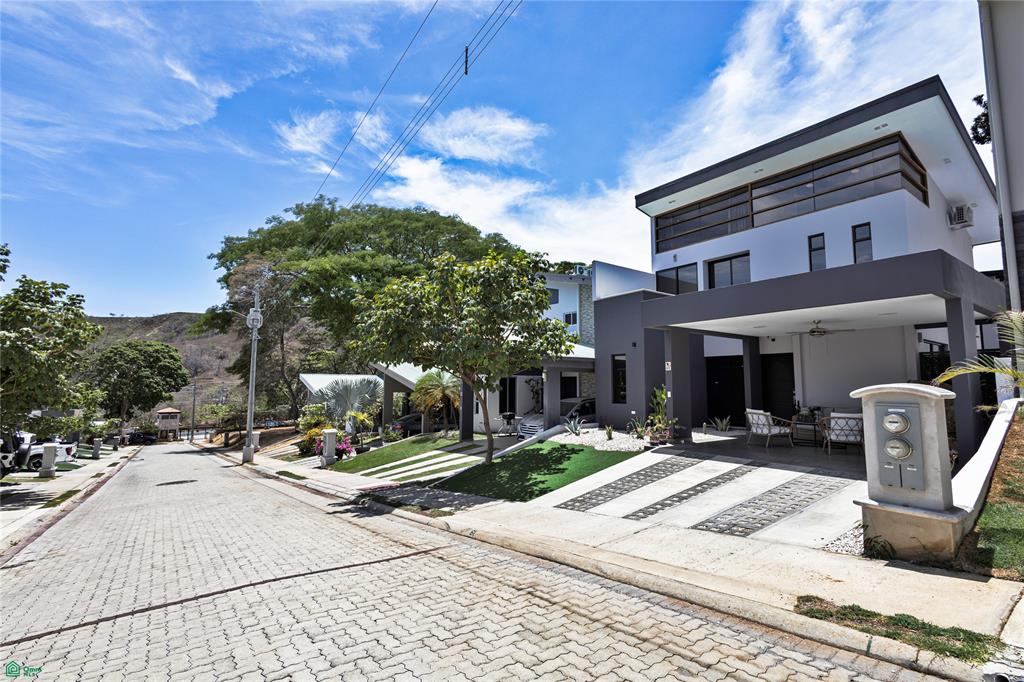 3 bed Single Family Homes For Sale in Playas del Coco, Guanacaste - 1