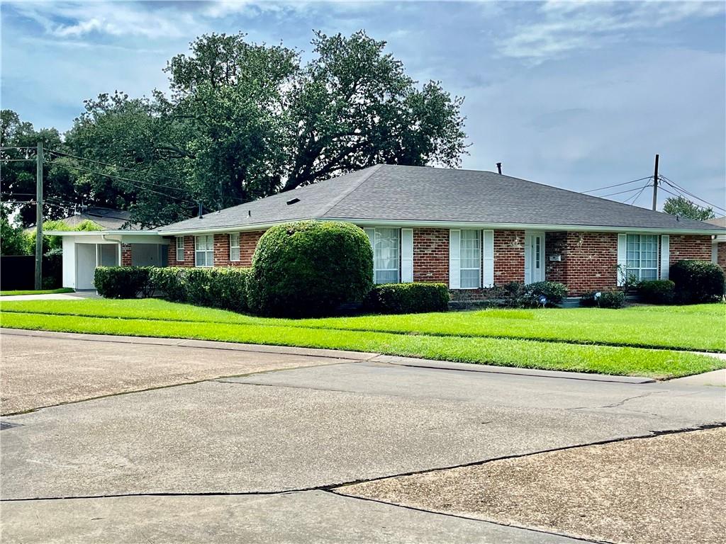 Homes for sale in Metairie, LA | 4600 Henican Pl, Metairie, LA 70003 | MLS# 2561465