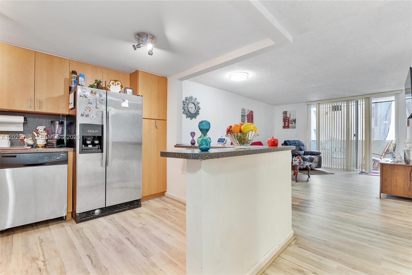 Samari Lake East Condo