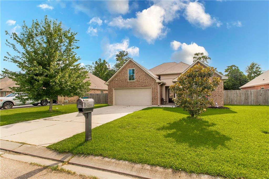 Photo 2 of Single family home for sale at 42087 Wood Ave, Ponchatoula, LA 70454 | MLS# 2561670 | Listing updated on 2026-09-09
