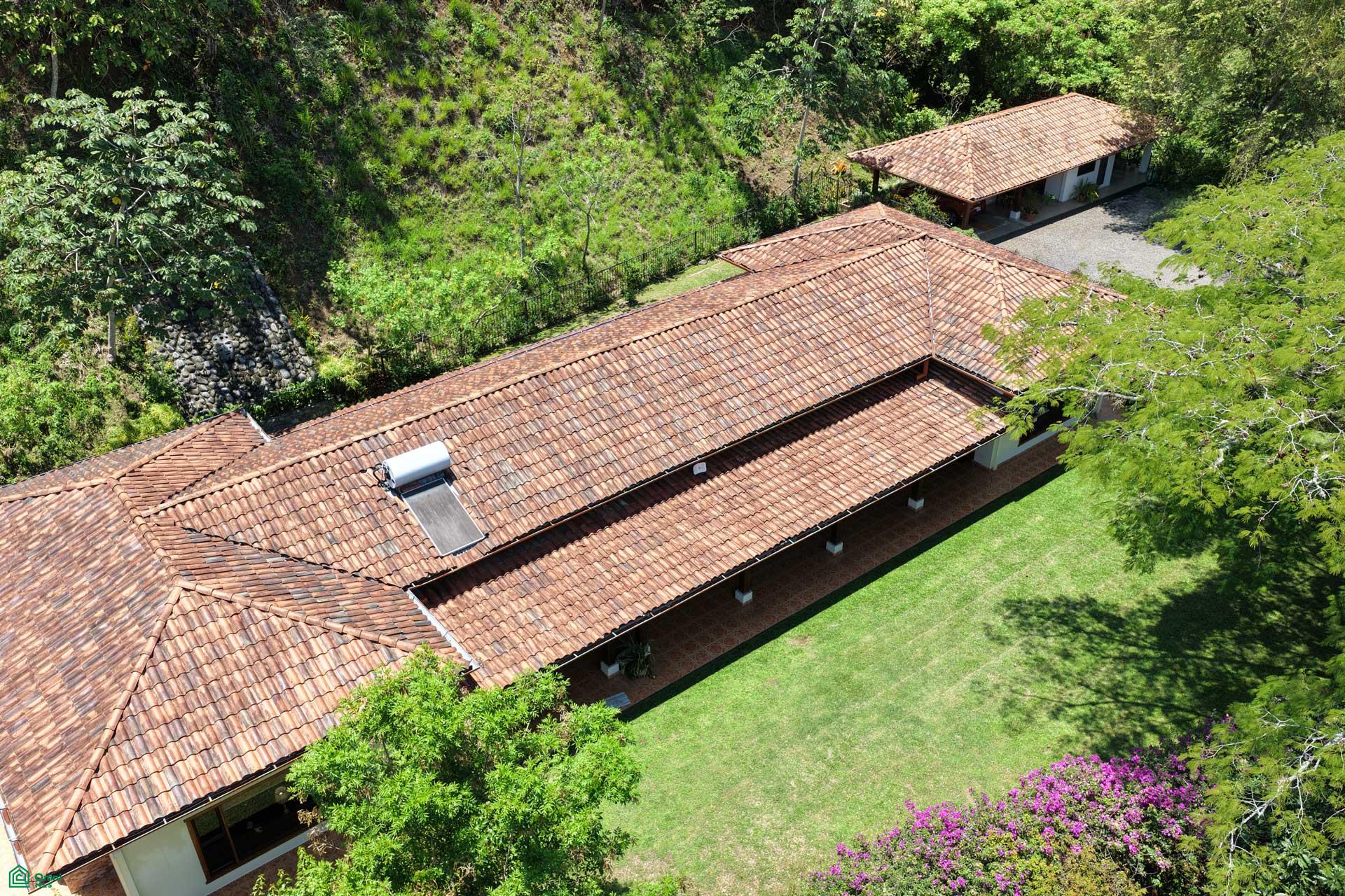 4 bed Single Family Homes For Sale in Atenas, Alajuela - 1