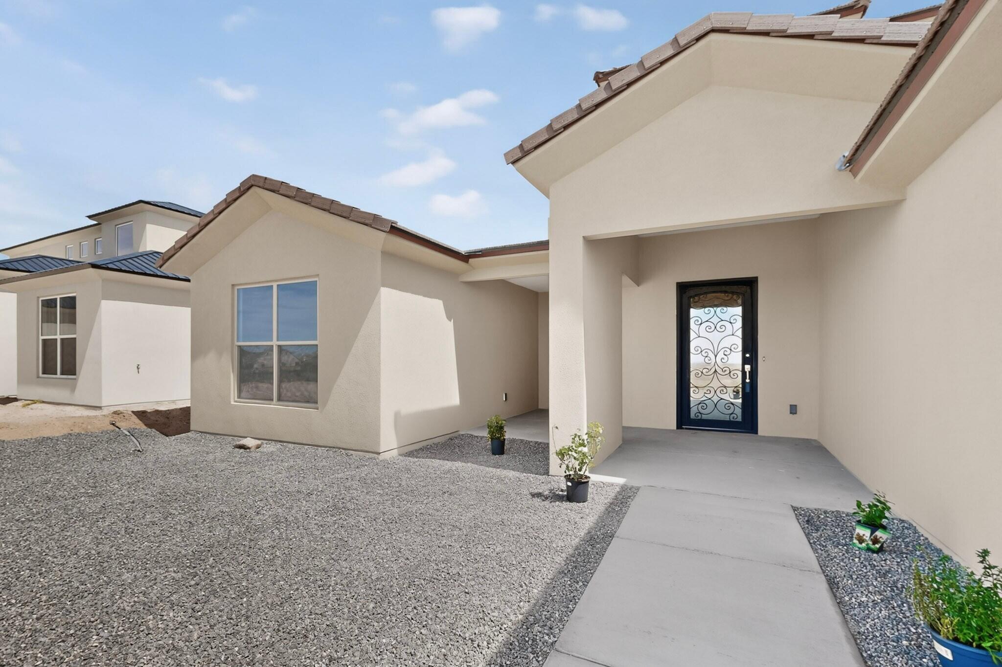 Photo 3 of Single family home for sale at 861 11th Avenue Se, Rio Rancho, NM 87124 | MLS# 1104962 | Listing updated on 2026-09-18