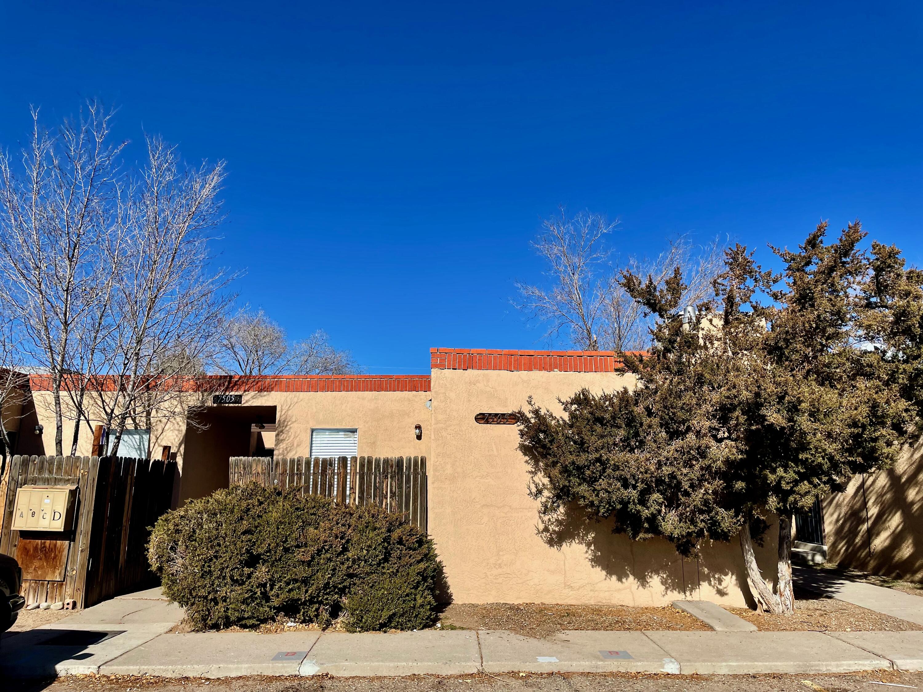 7505 Pennsylvania Lane NE, Albuquerque