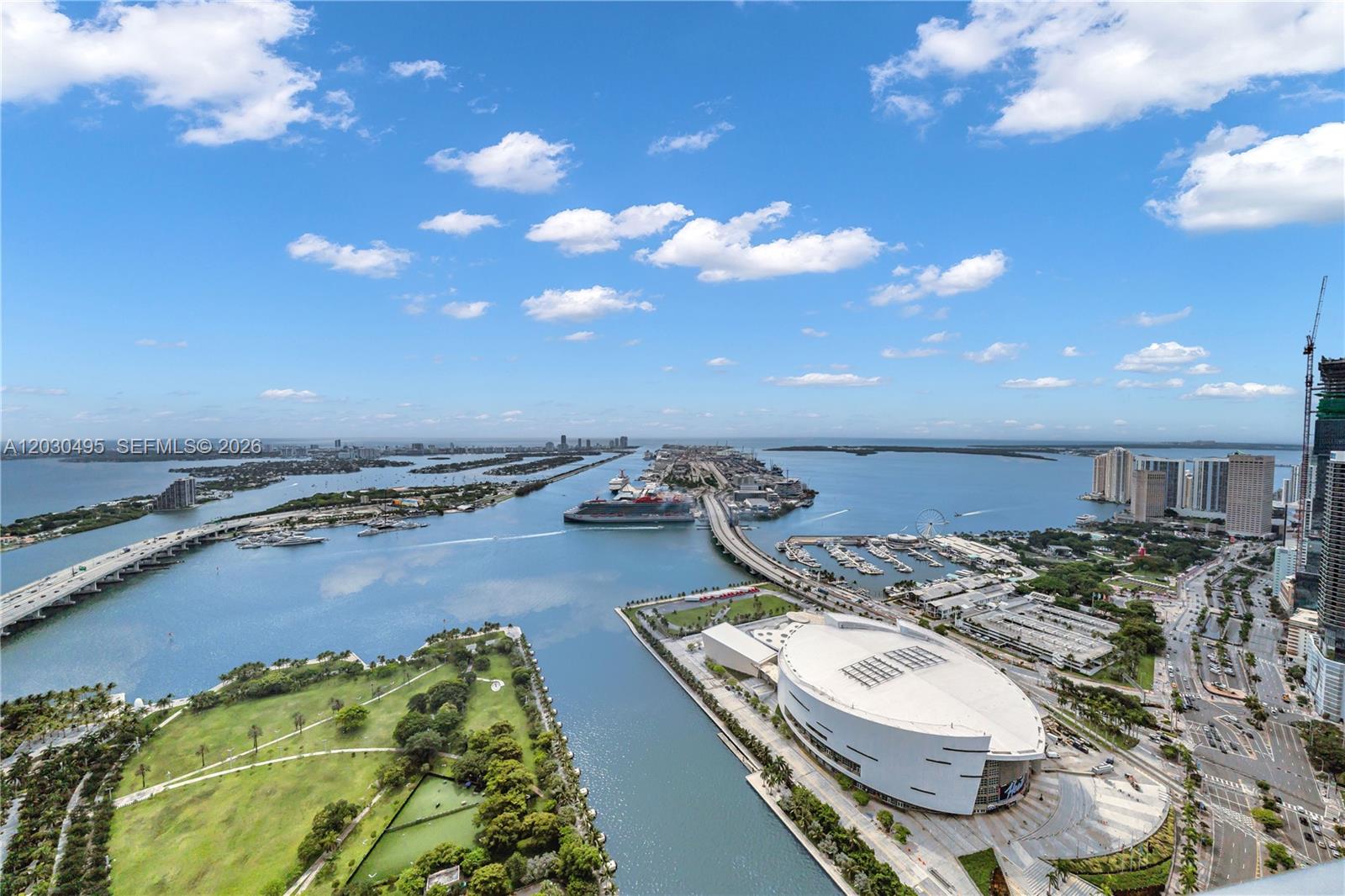 900 Biscayne Bay Condo
