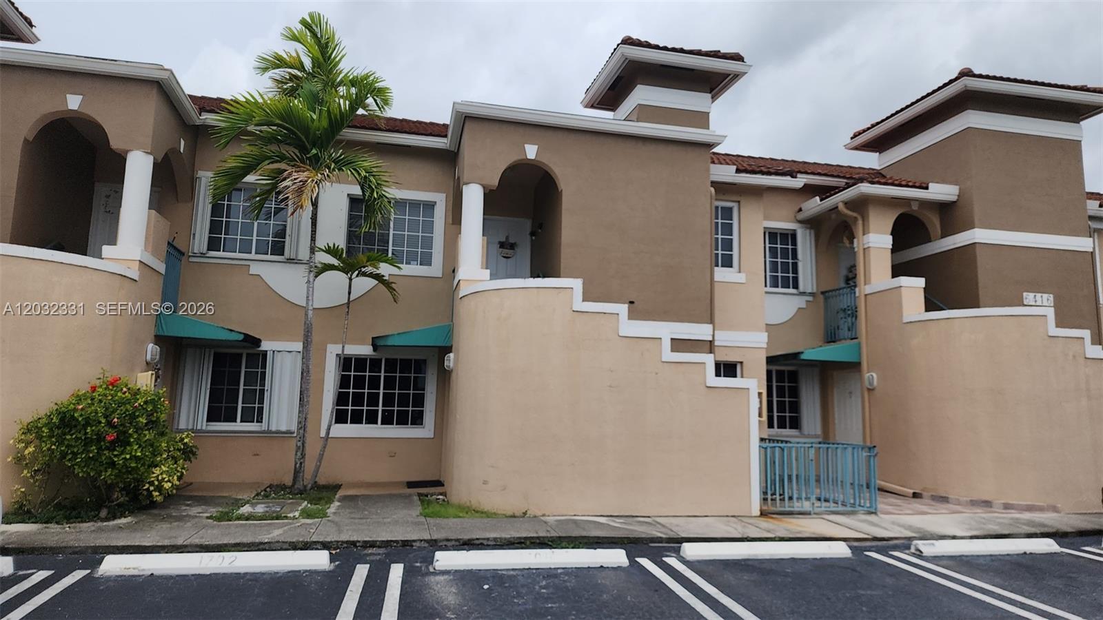 Lago Lindo Townvillas Con