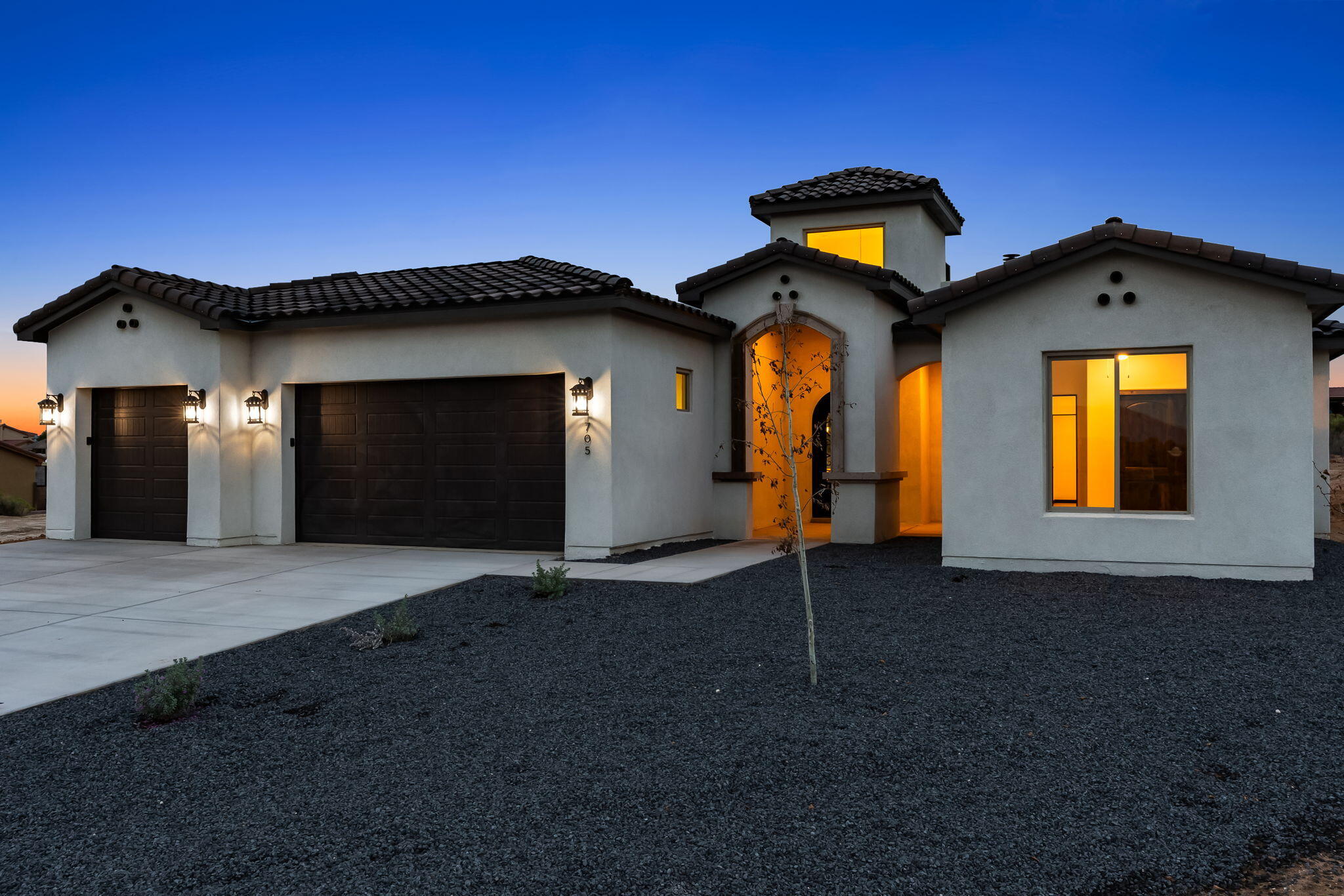 Photo 1 of Sale Pending at 705 4th Street Ne, Rio Rancho, NM 87124 | MLS# 1104972 | Listing updated on 2026-10-23