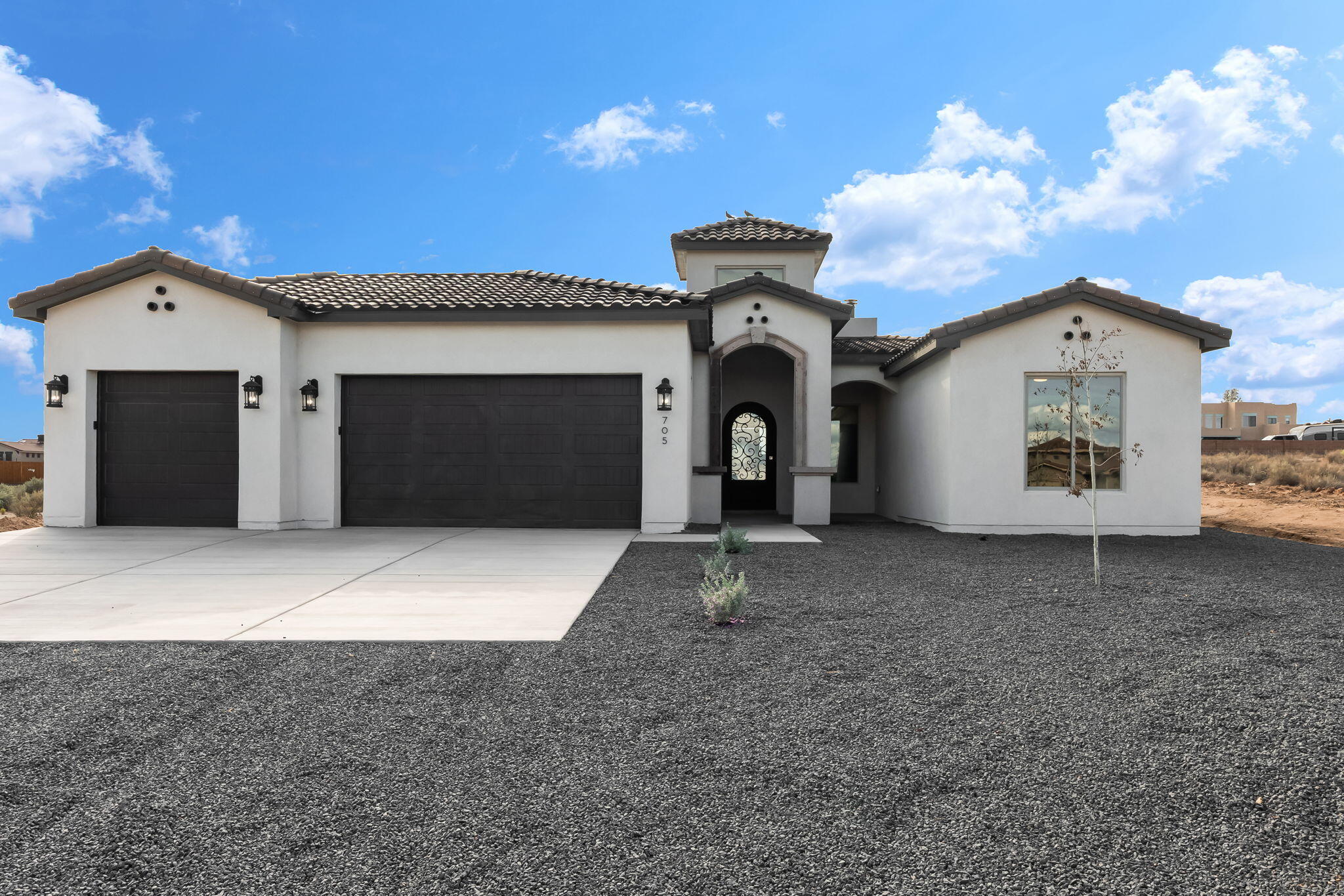 Photo 4 of Single family home for sale at 705 4th Street NE, Rio Rancho, NM 87124 | MLS# 1104972 | Listing updated on 2026-09-22