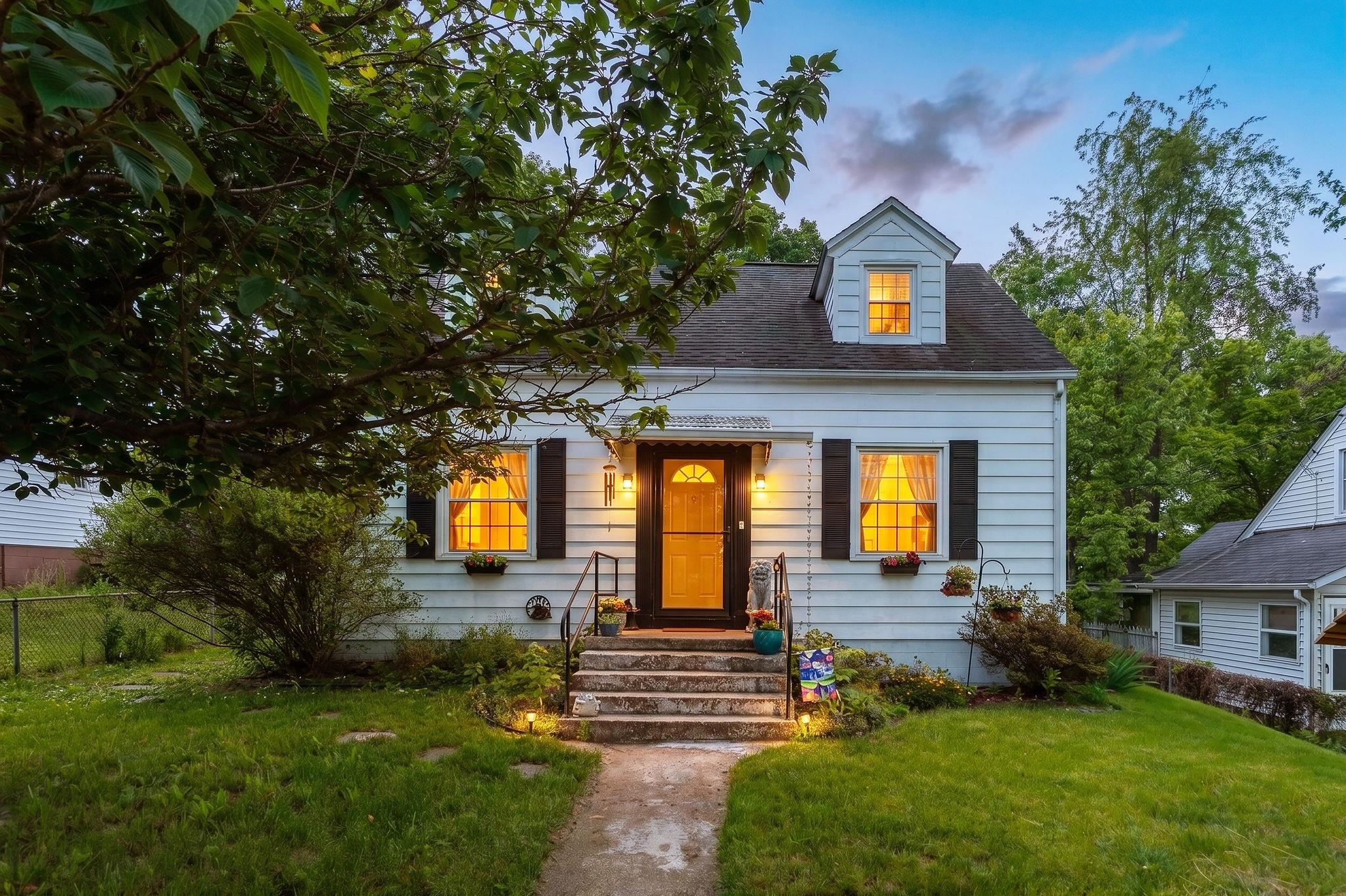 418 JAMES AVE, Waynesboro, VA 22980