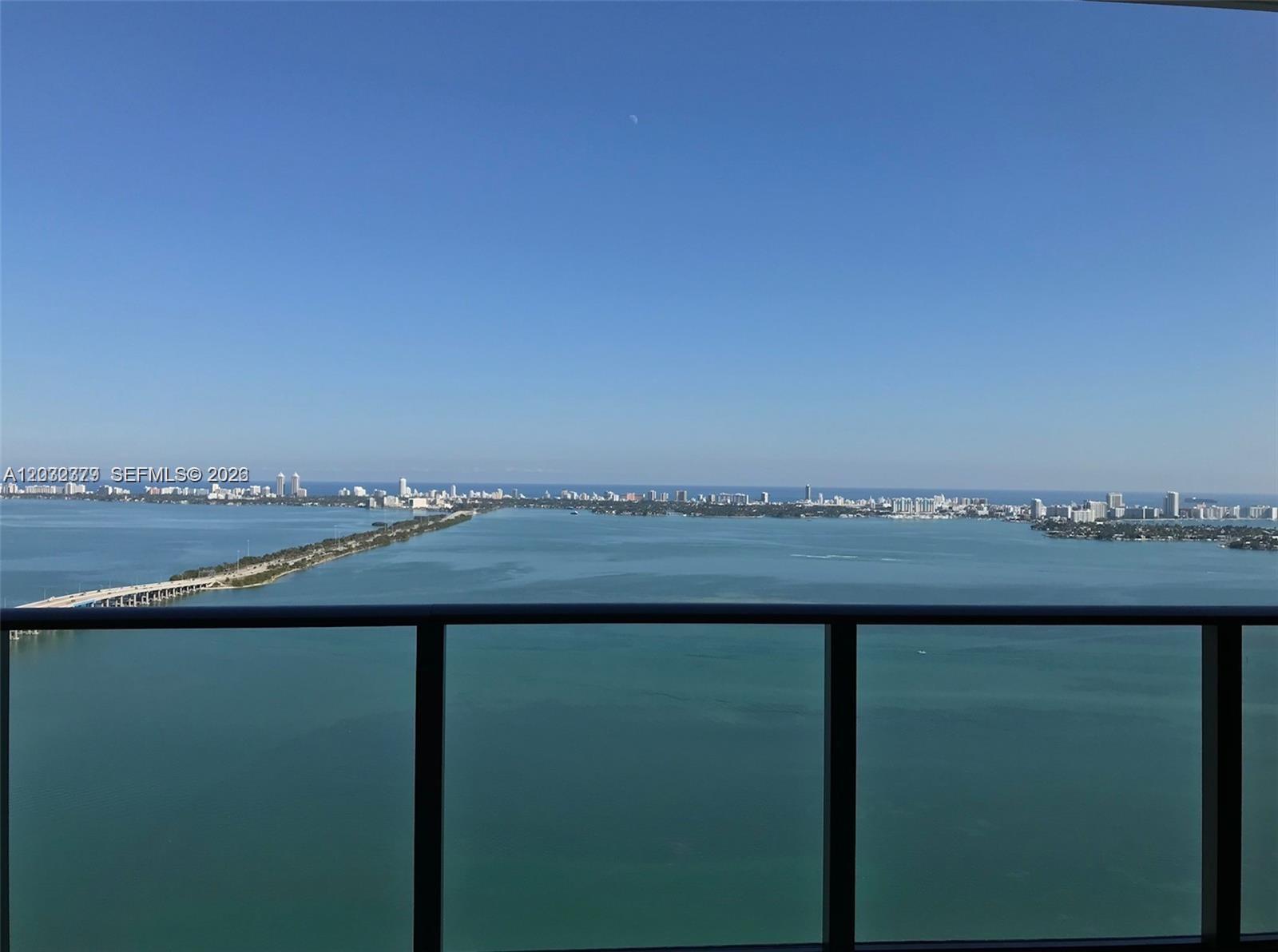 Gran Paraiso Condo