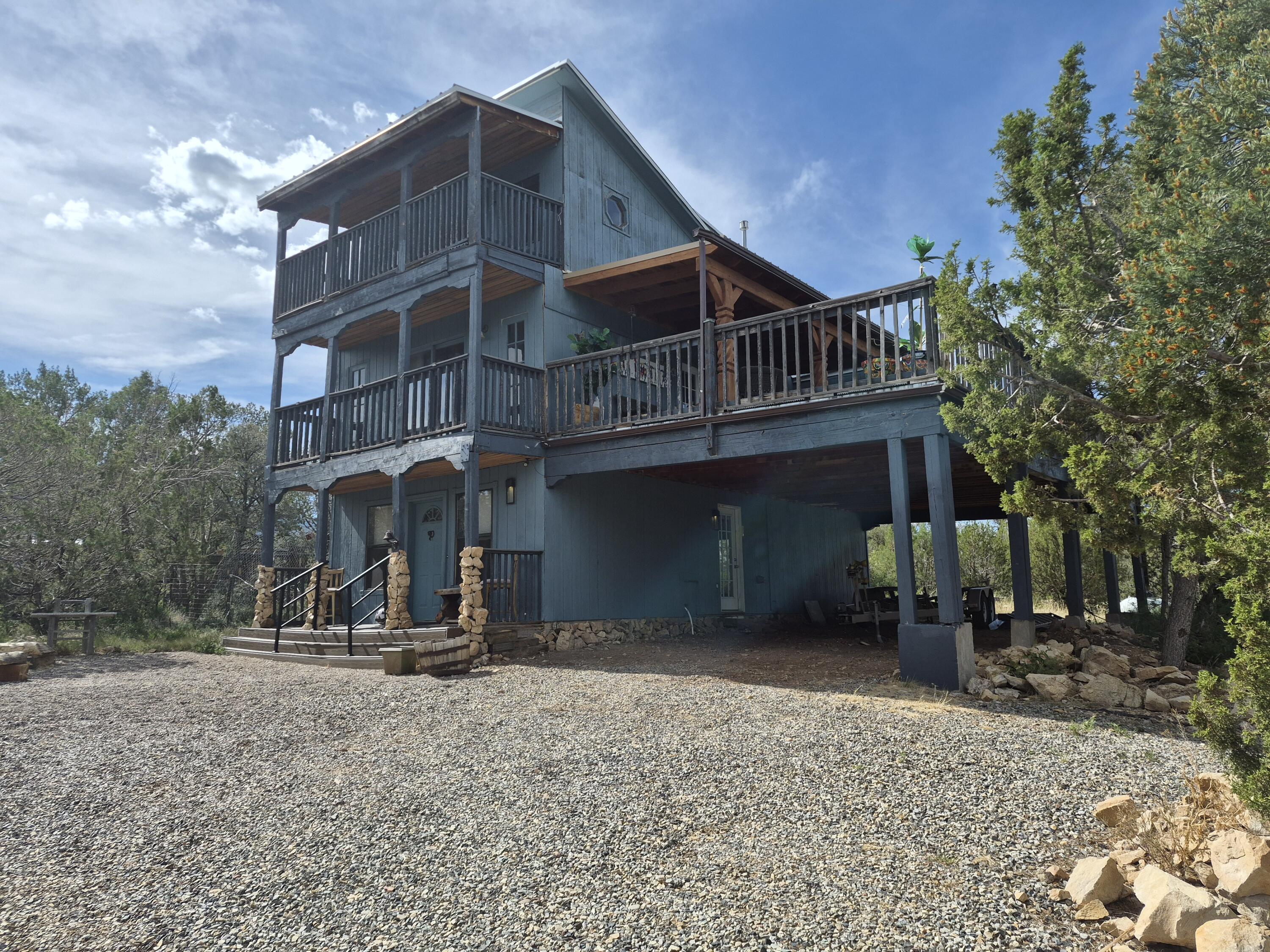 74 Juniper Hill Loop, Cedar Crest