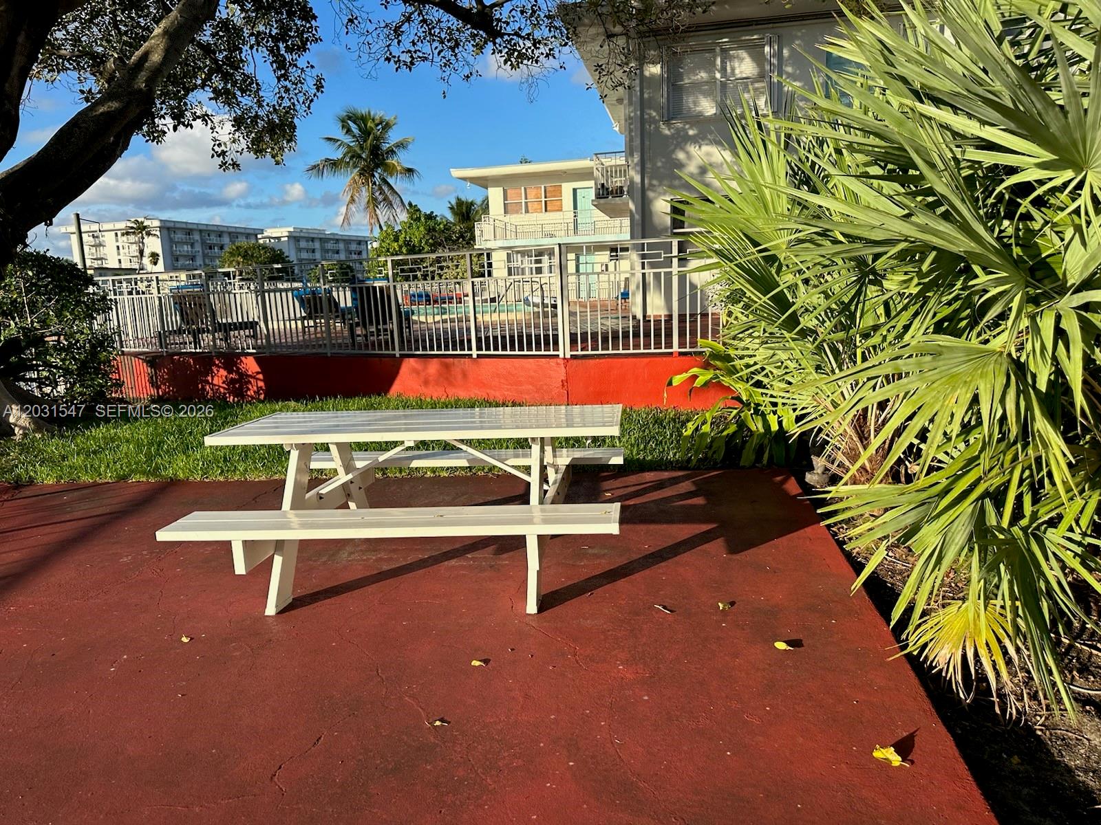 Marseilles Deco Condo