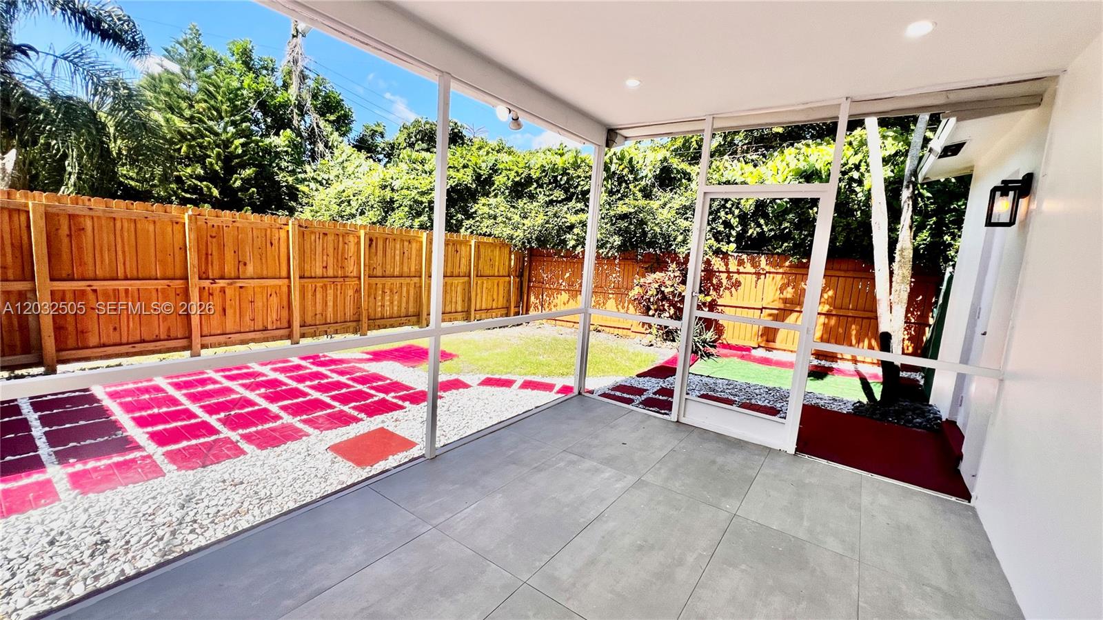 Property photo # 9